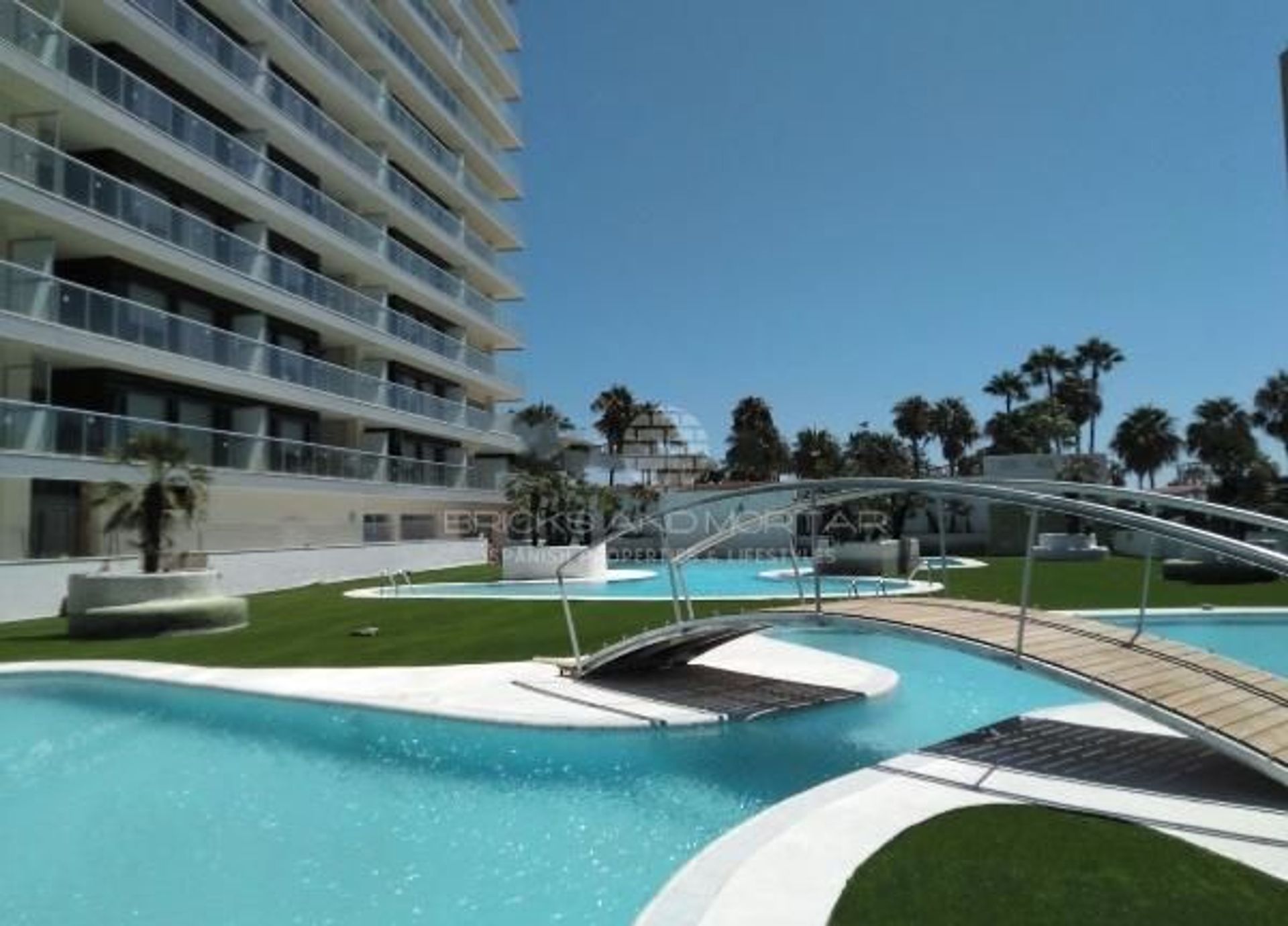 Condominium in Oropesa, Valencia 10150265