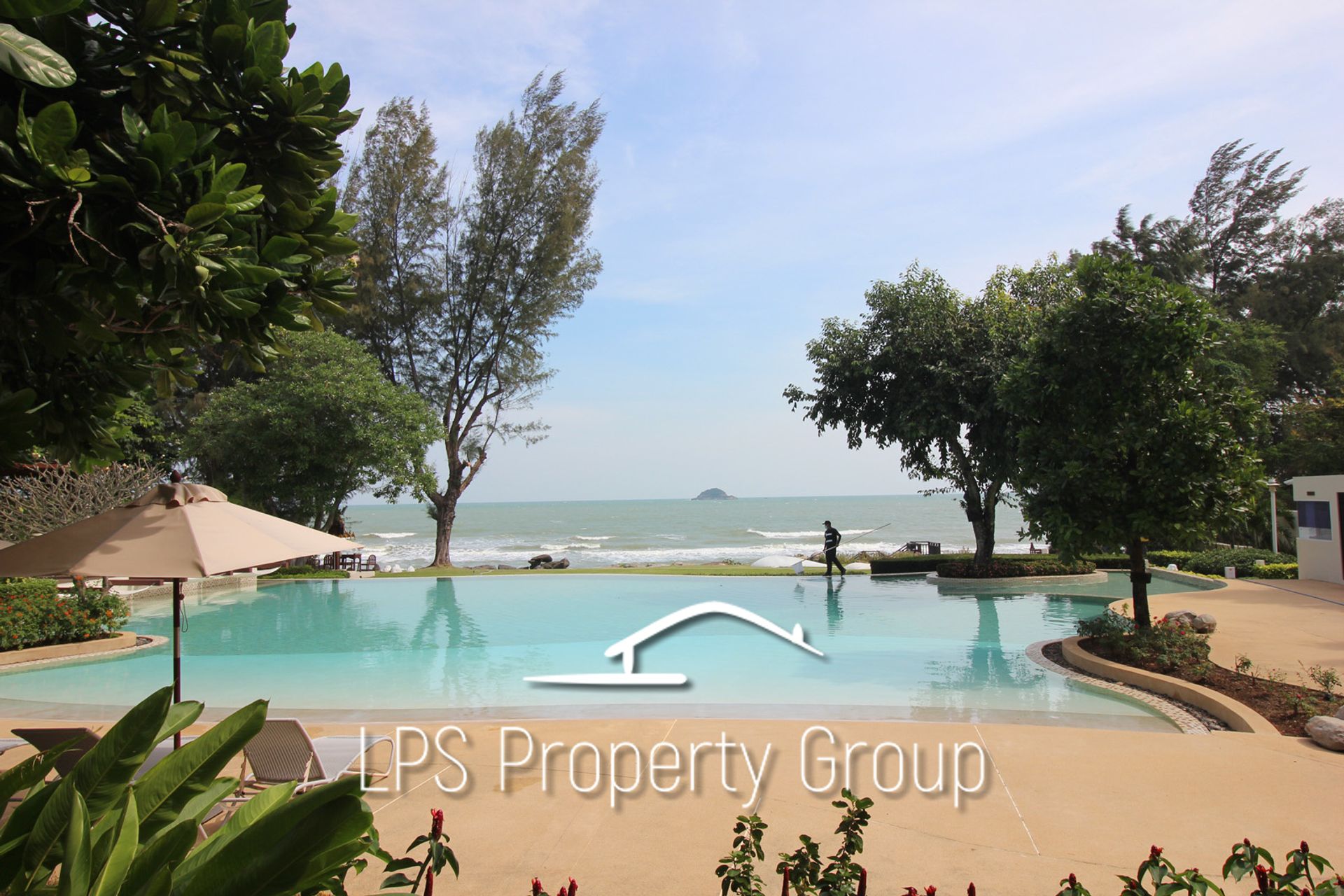 Condominium in Pran Buri, Prachuap Khiri Khan 10150275