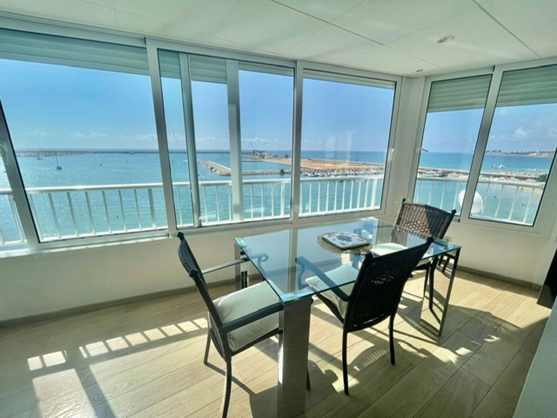 Condominium in Torrevieja, Valencia 10150453