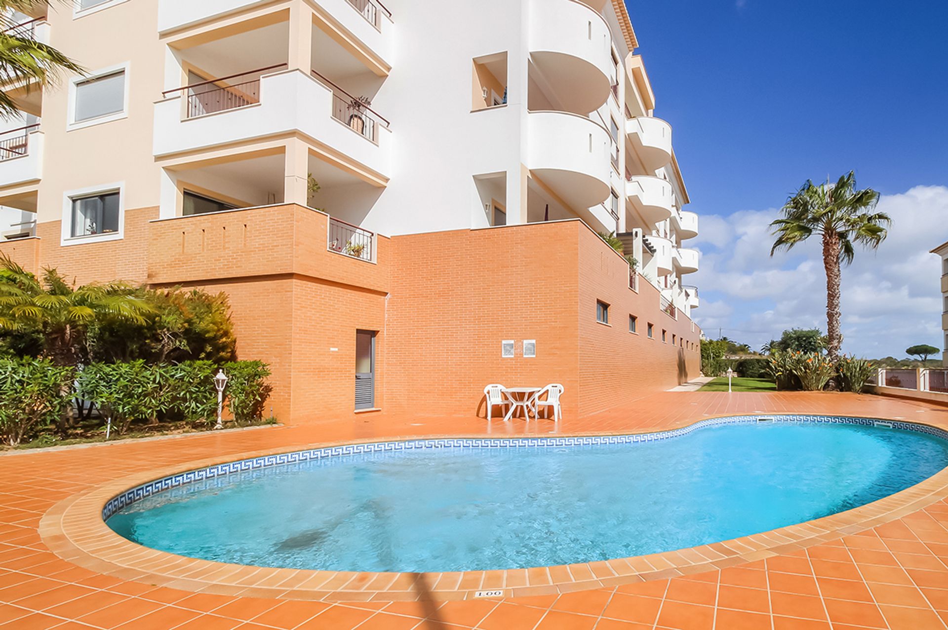 Condominium in Lagos, Faro 10150683