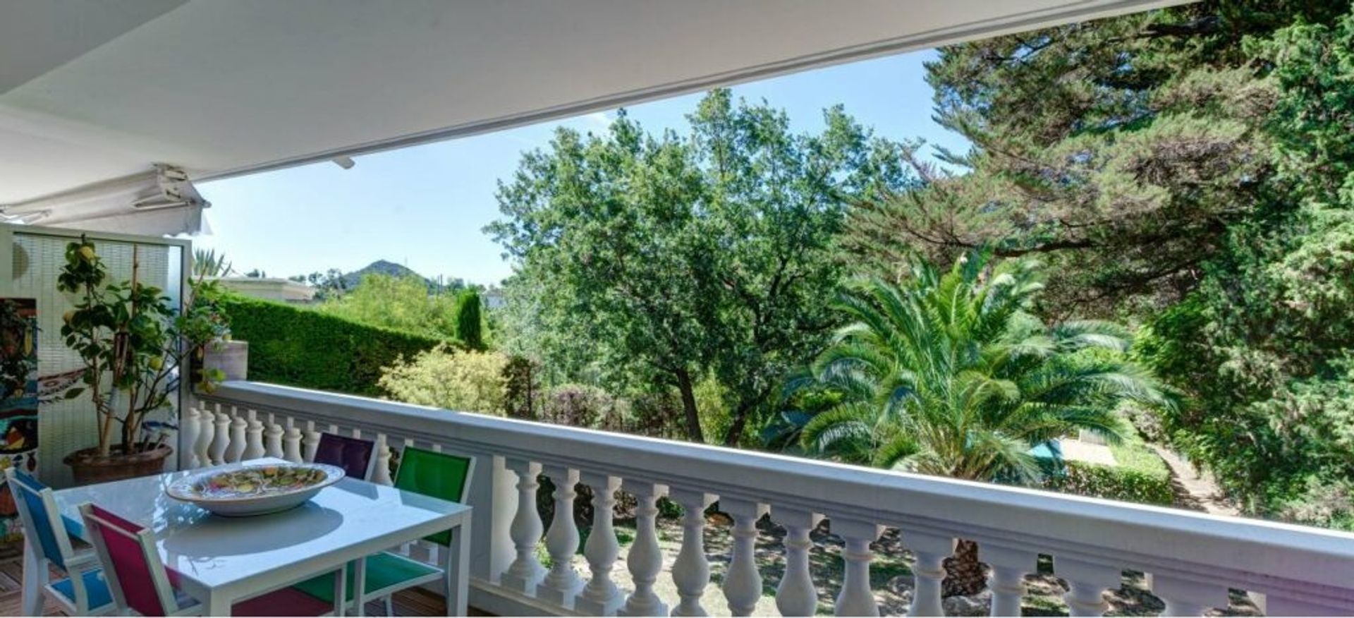 Condominium dans Mandelieu-la-Napoule, Provence-Alpes-Côte d'Azur 10151157