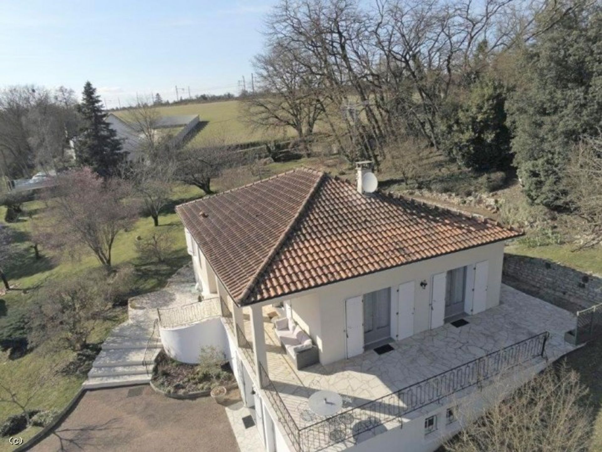 House in Ruffec, Nouvelle-Aquitaine 10151312