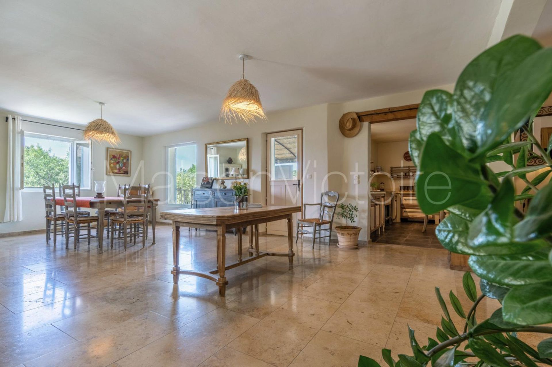 σπίτι σε Saint-Saturnin-lès-Apt, Provence-Alpes-Côte d'Azur 10151685