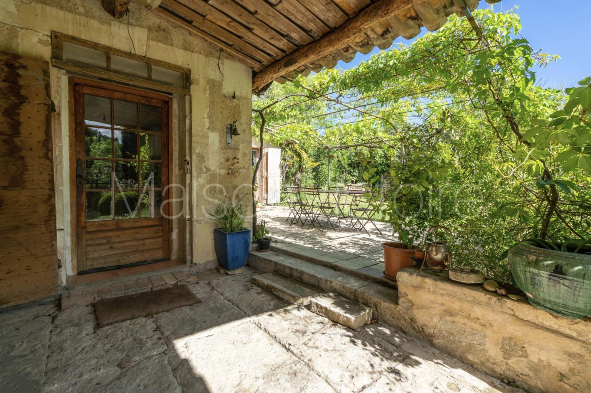 房子 在 Gordes, Provence-Alpes-Côte d'Azur 10151691