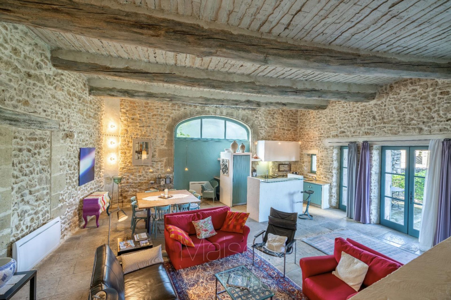 жилой дом в L'Isle-sur-la-Sorgue, Provence-Alpes-Côte d'Azur 10151692