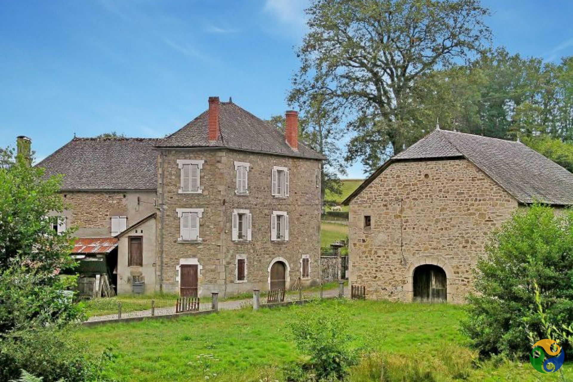 Borettslag i Saint-Julien-le-Pèlerin, Nouvelle-Aquitaine 10151698