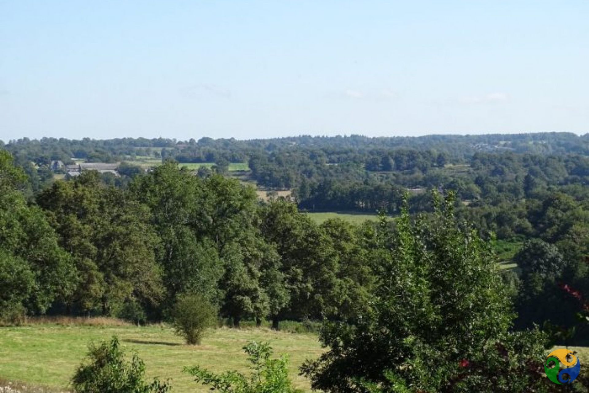 Condominio en Dompierre-les-Églises, Nouvelle-Aquitaine 10151710