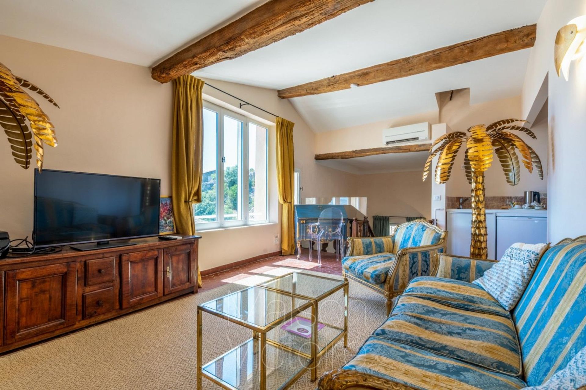 בַּיִת ב Saint-Saturnin-lès-Apt, Provence-Alpes-Côte d'Azur 10151718