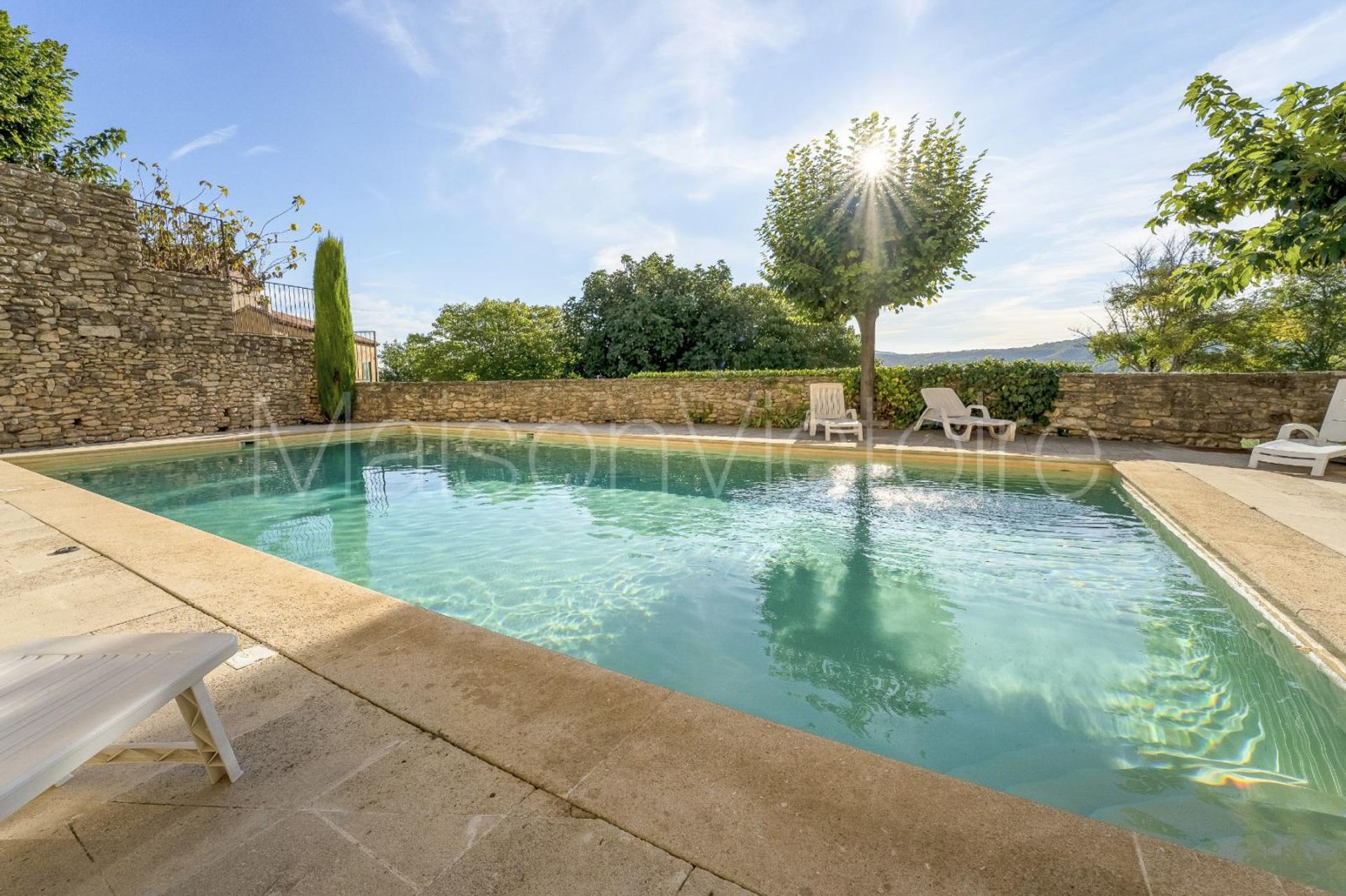 rumah dalam Lacoste, Provence-Alpes-Côte d'Azur 10151726