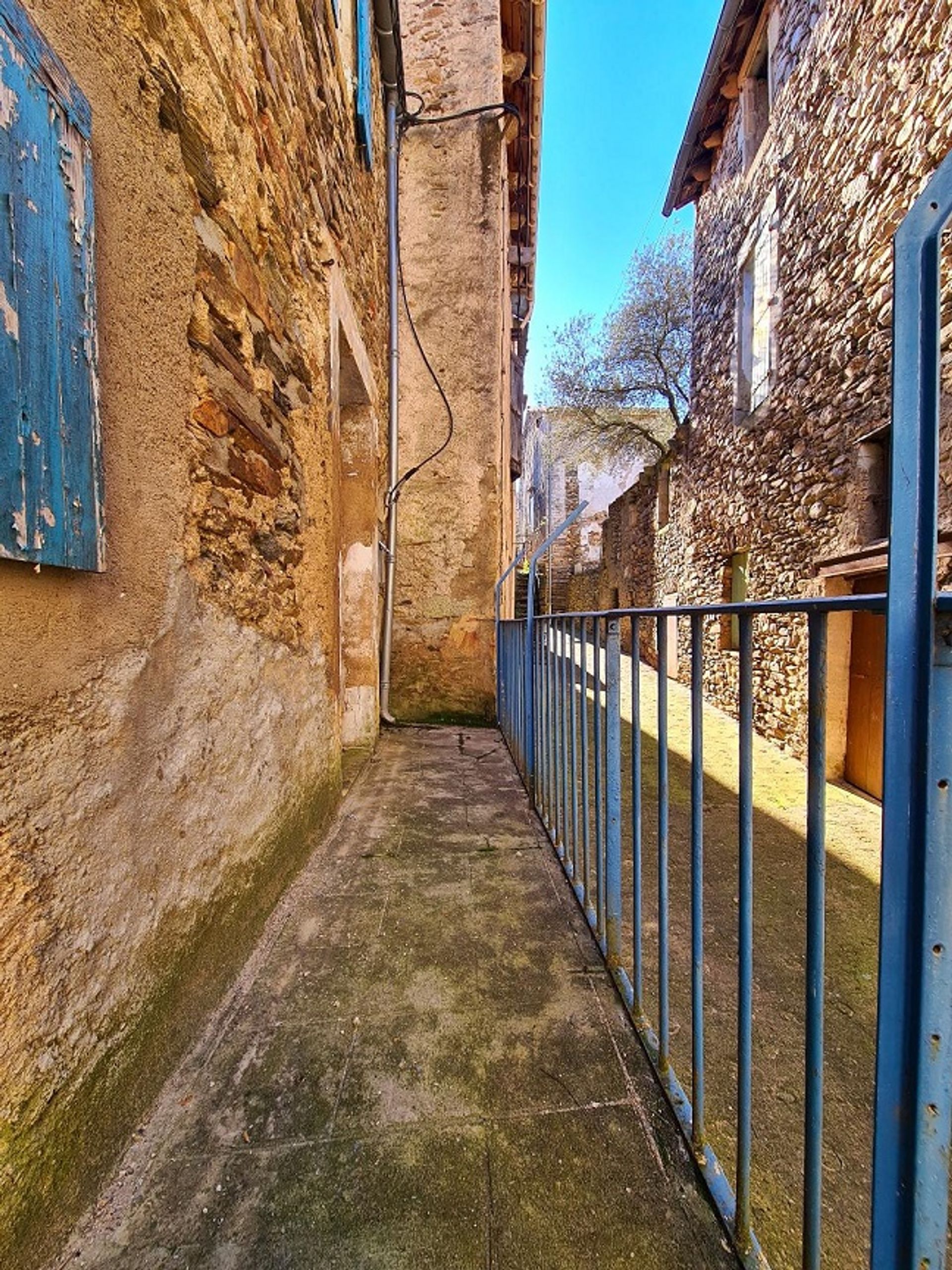 بيت في Bédarieux, Occitanie 10151740