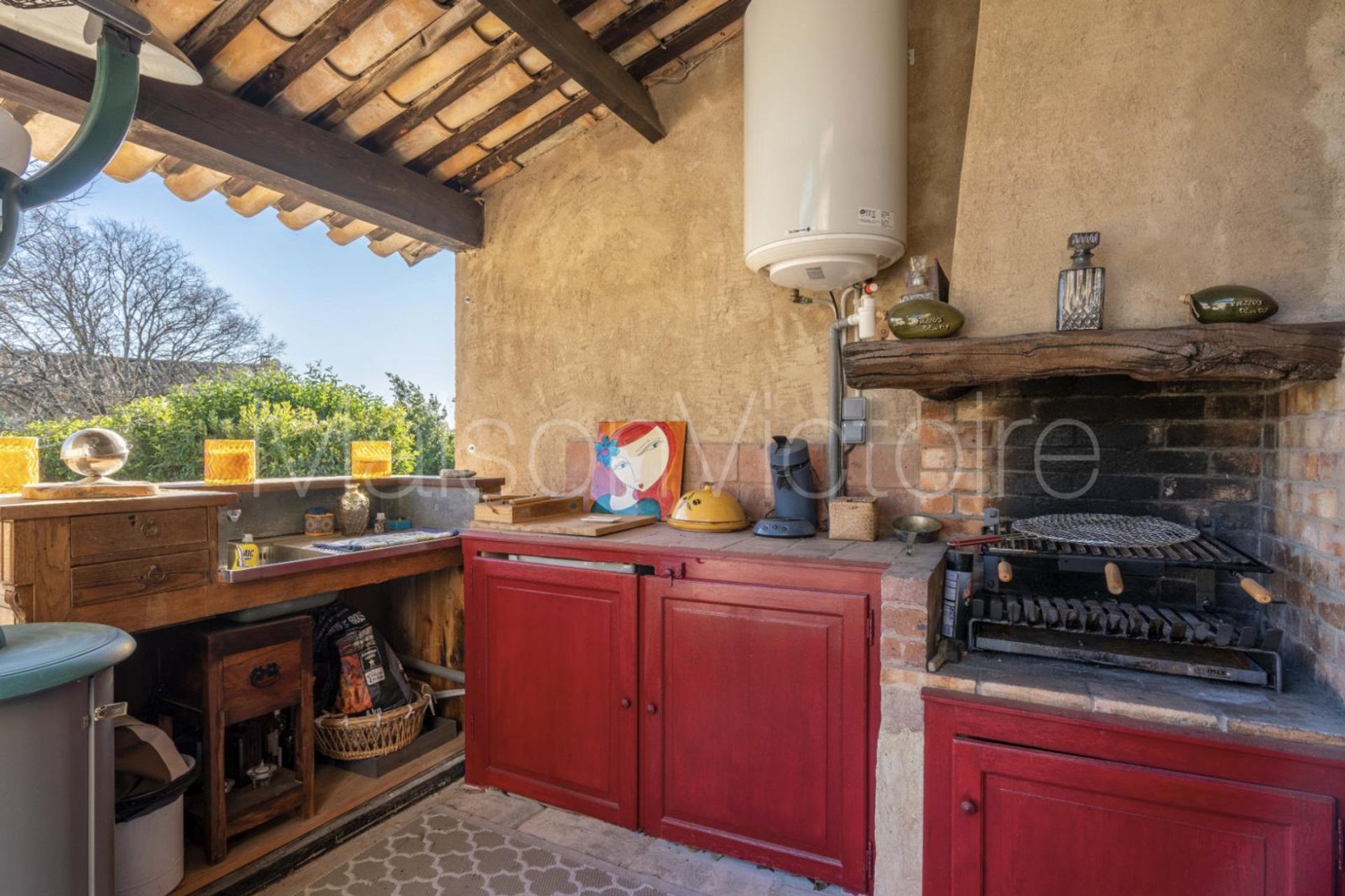 Haus im Cabrieres-d'Avignon, Provence-Alpes-Cote d'Azur 10151747