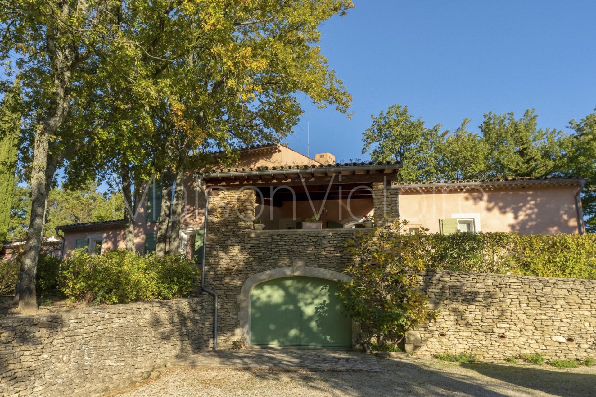 Hus i Bonnieux, Provence-Alpes-Cote d'Azur 10151751