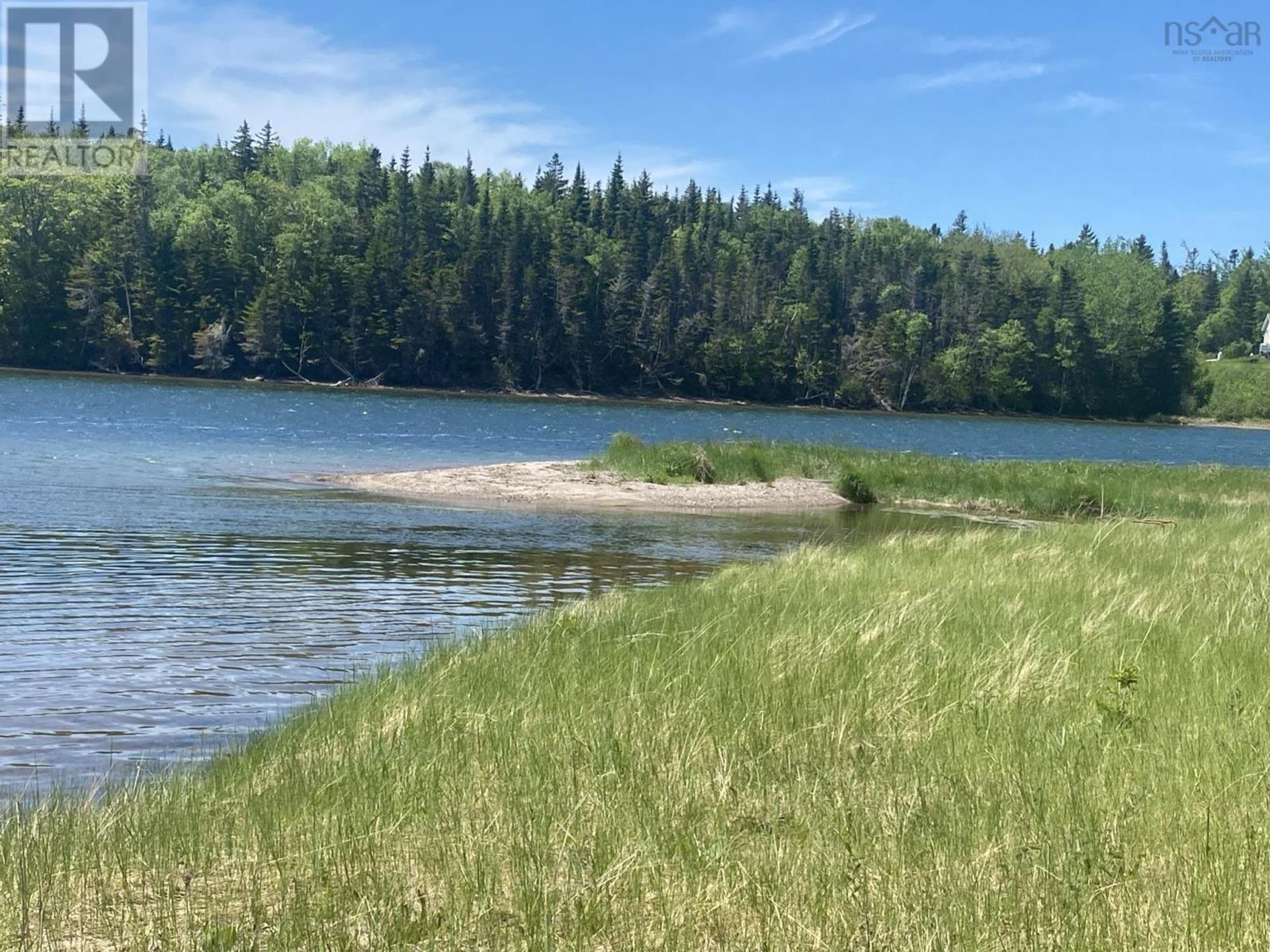 Maa sisään Baddeck, Nova Scotia 10151778