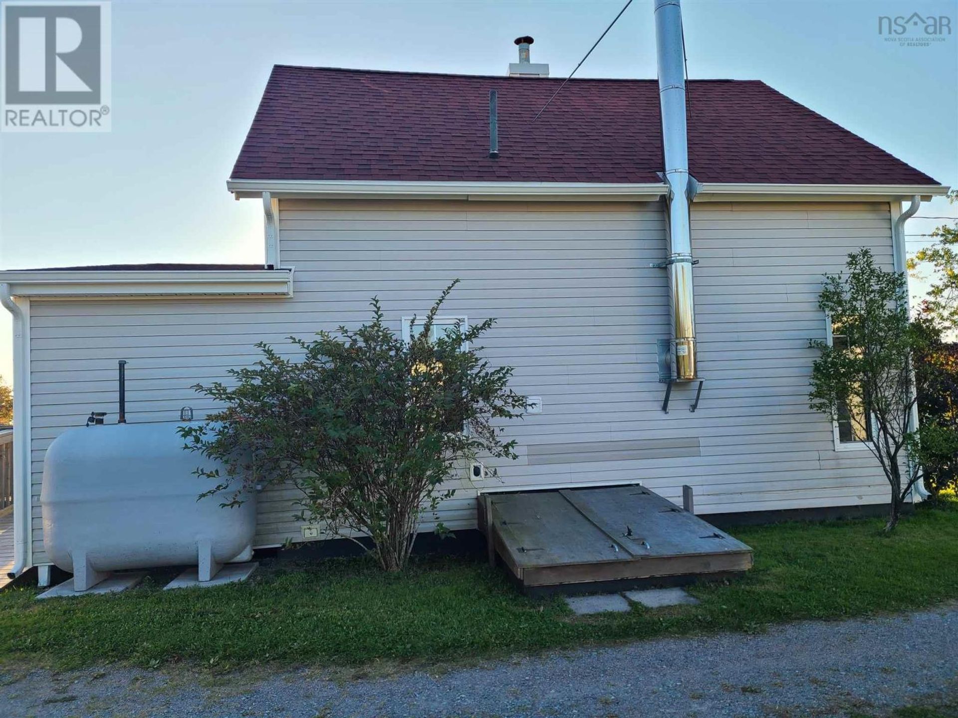 House in Port Hawkesbury, Nova Scotia 10151781