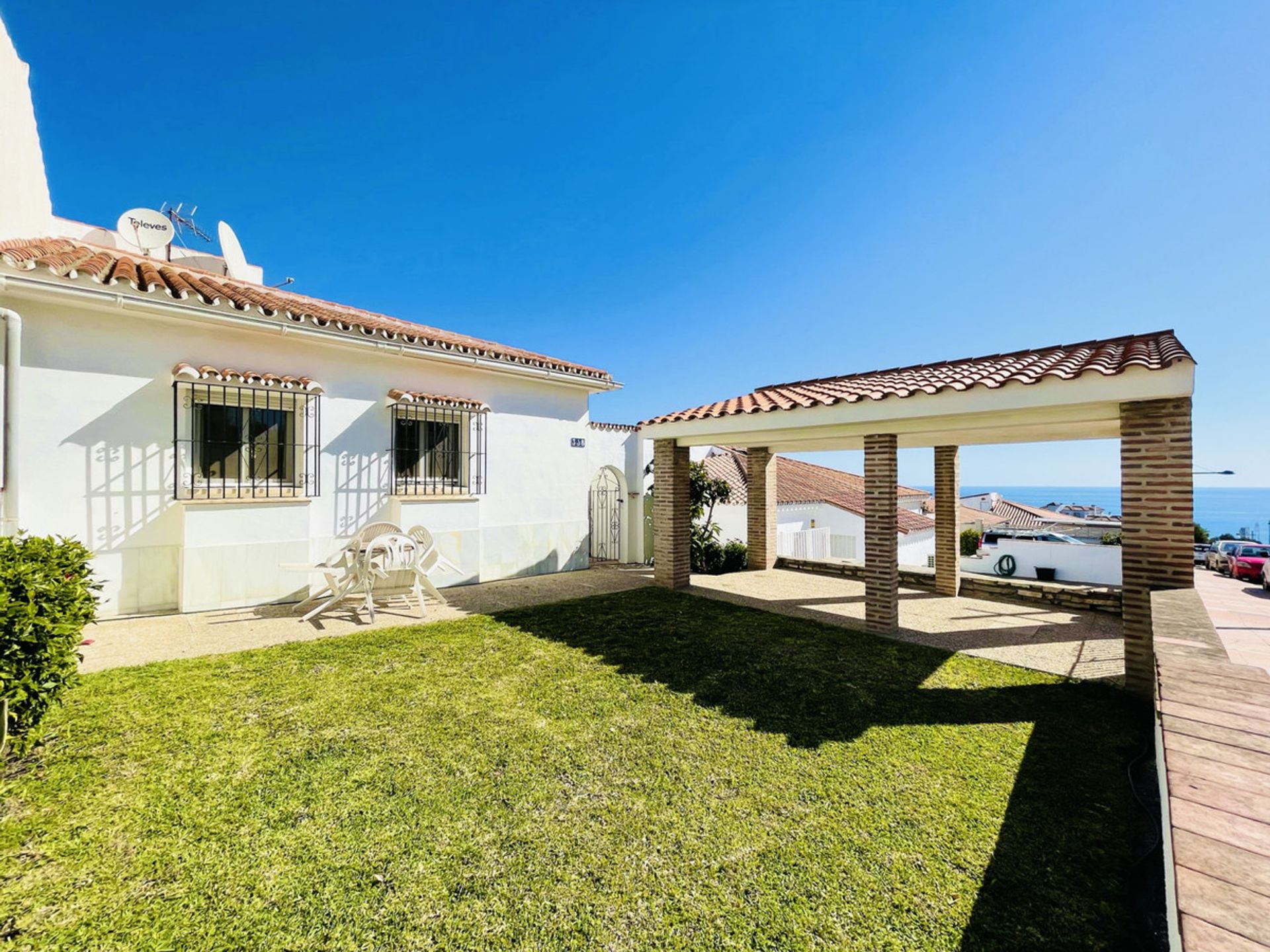 Rumah di Puerto de la Duquesa, Andalusia 10151928