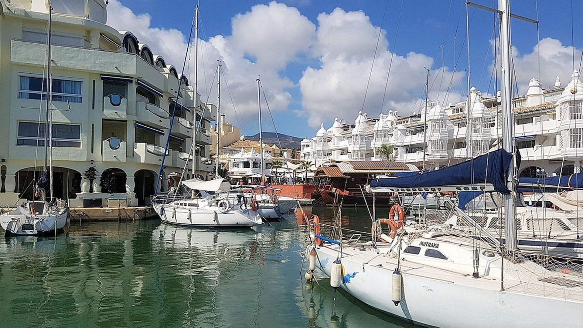 Condominium dans Benalmádena, Andalusia 10152048