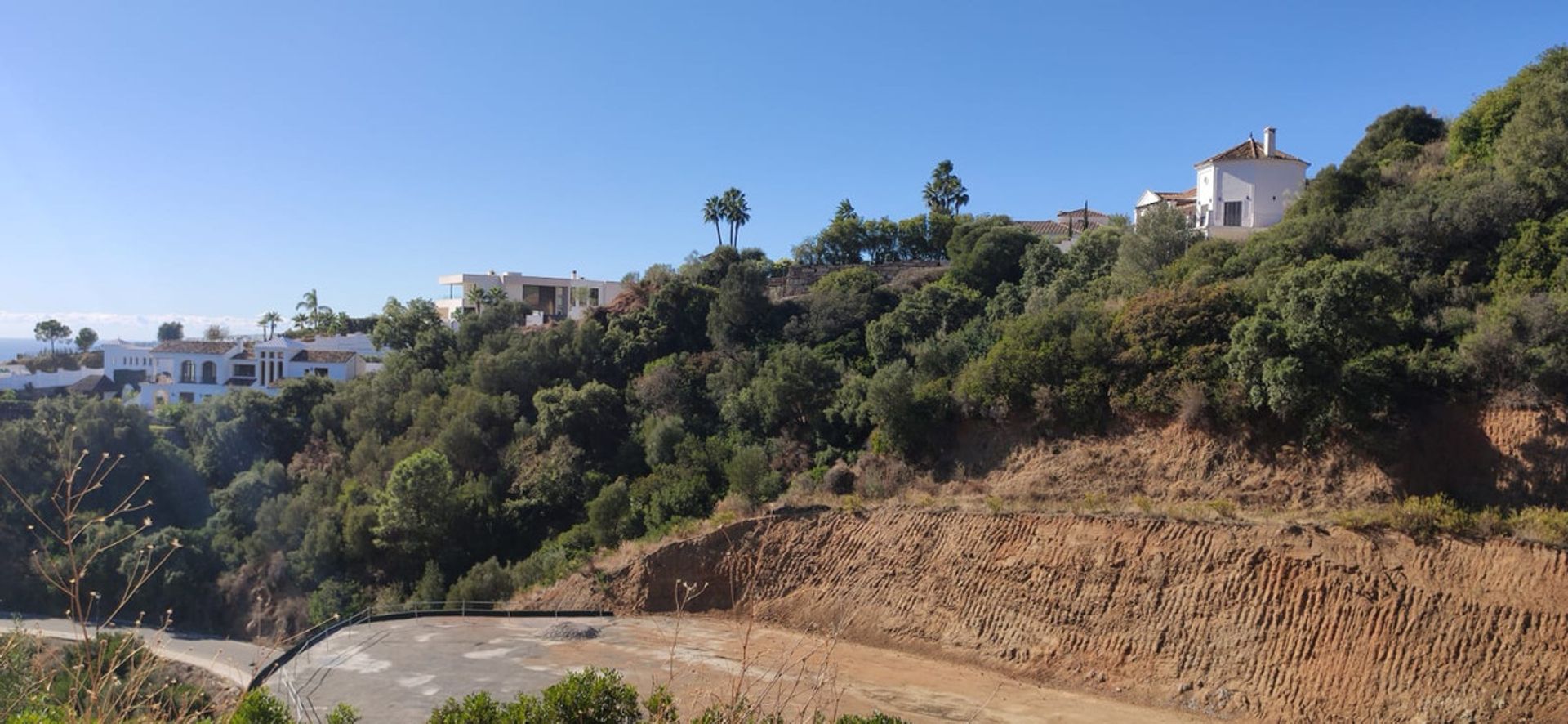 Land in Benahavis, Andalusia 10152205