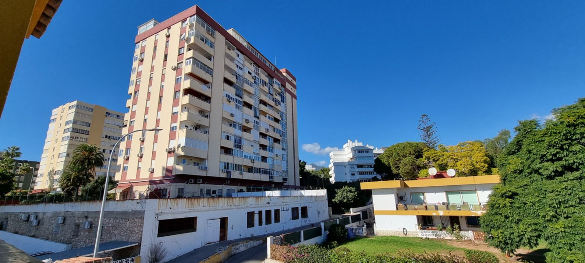 Condominium in Benalmádena, Andalusia 10152218