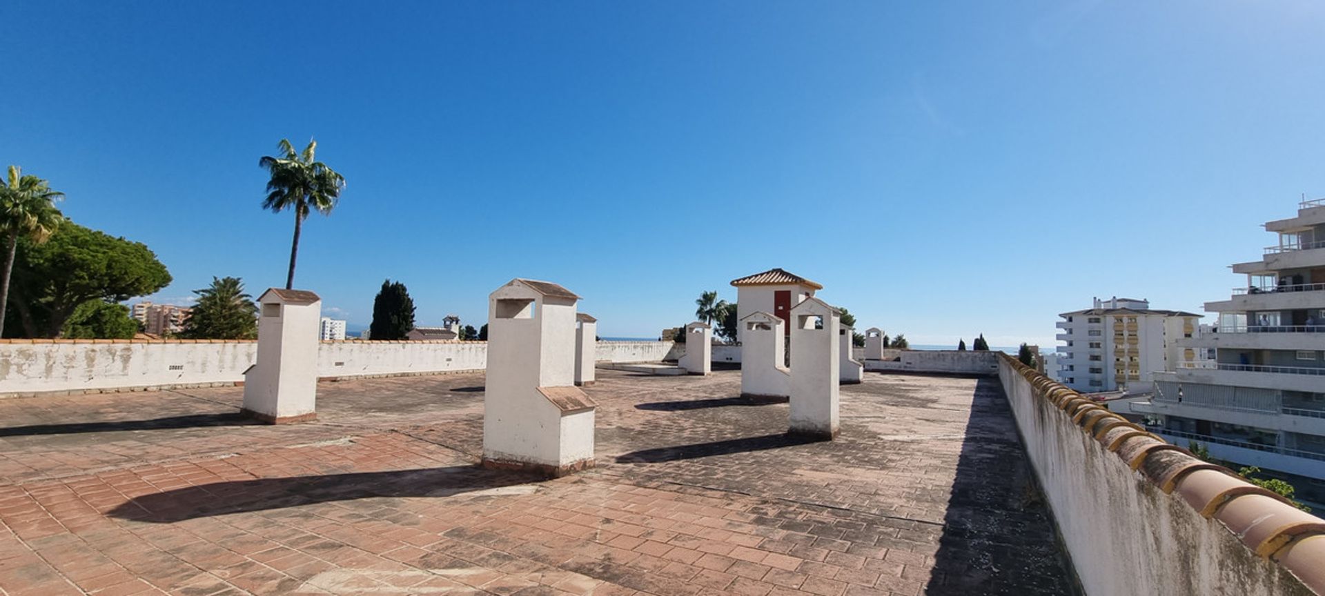 Condominium in Benalmádena, Andalusia 10152218