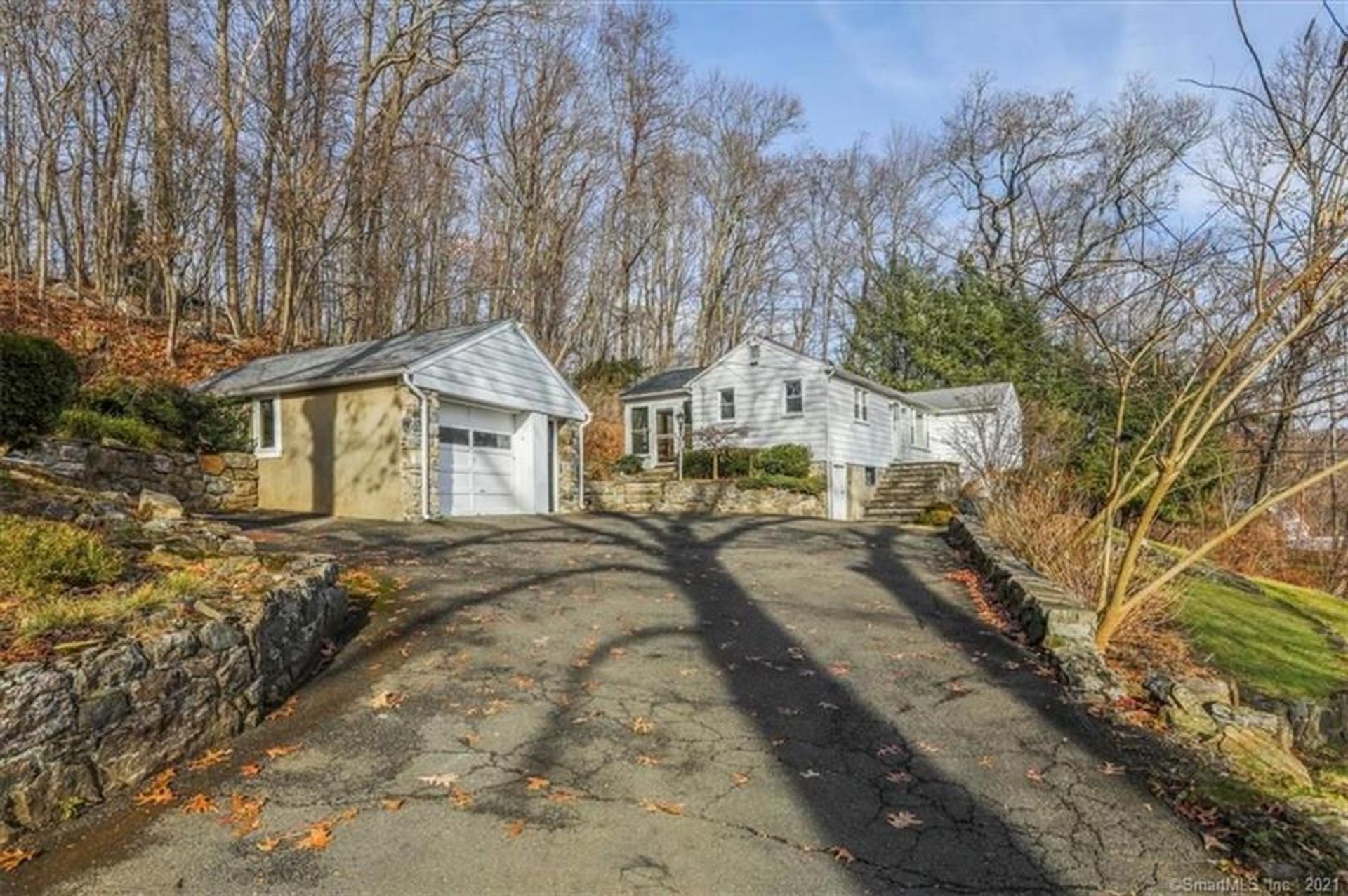 House in Danbury, Connecticut 10152338