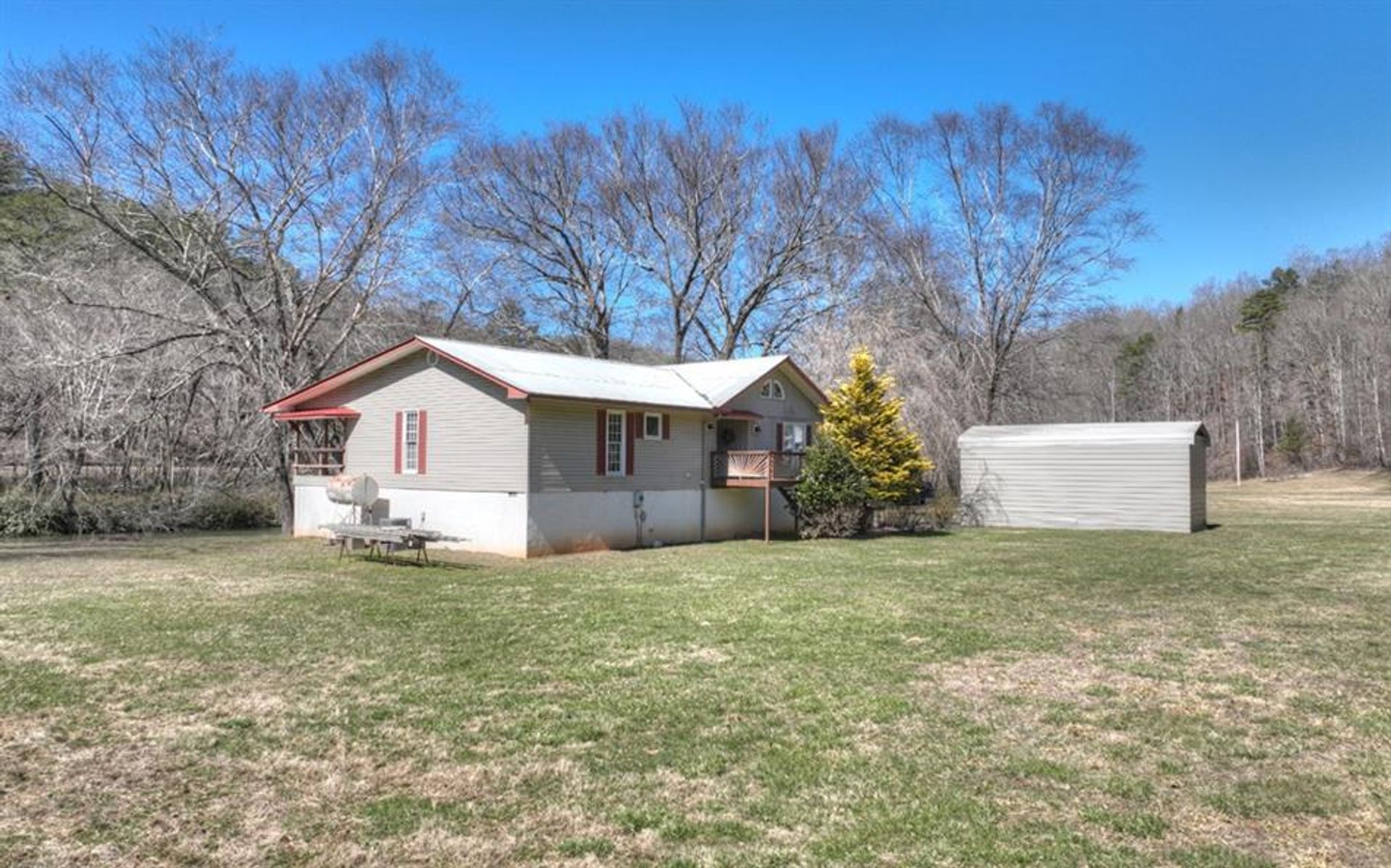 Haus im Mineral Bluff, Georgia 10152563