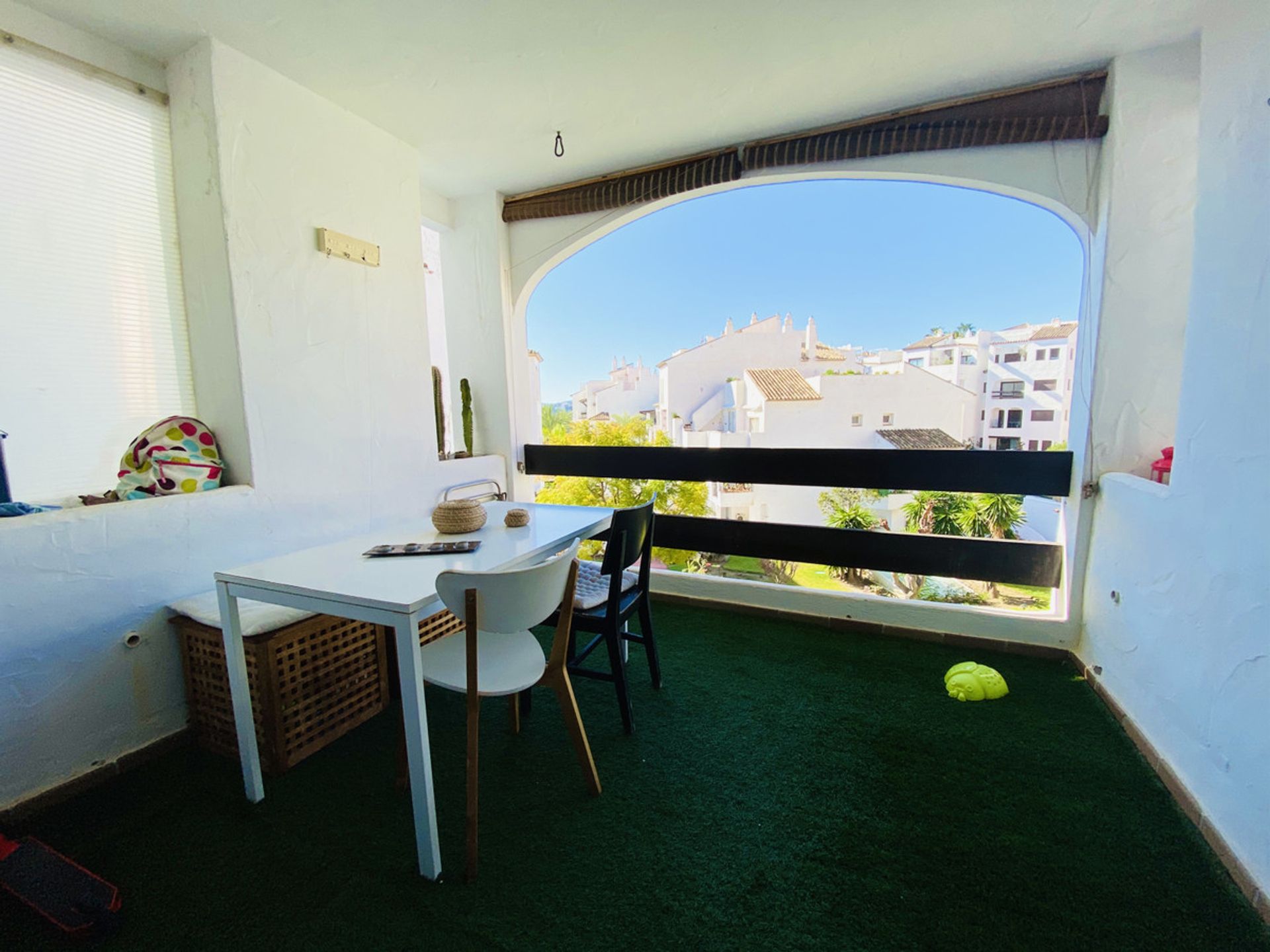 Condominium dans Puerto de la Duquesa, Andalusia 10153047