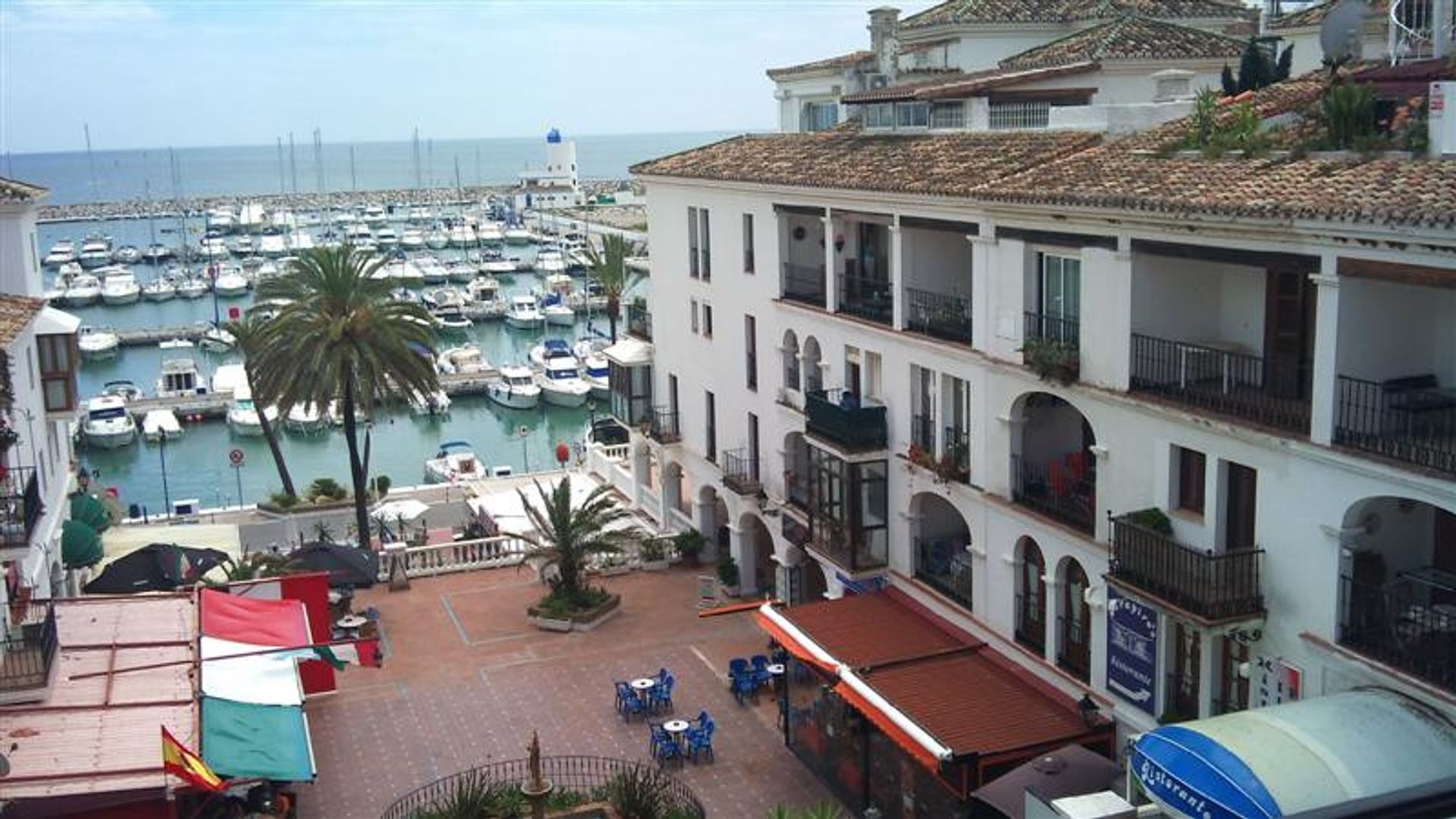 Huis in Puerto de la Duquesa, Andalusia 10153088