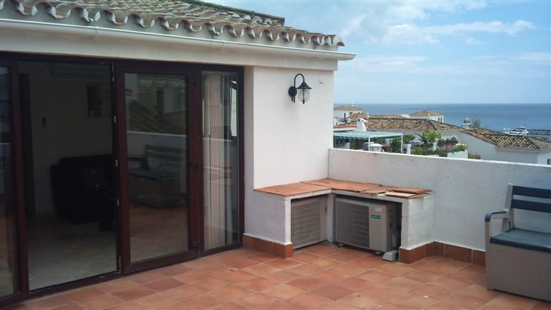 Huis in Puerto de la Duquesa, Andalusia 10153088