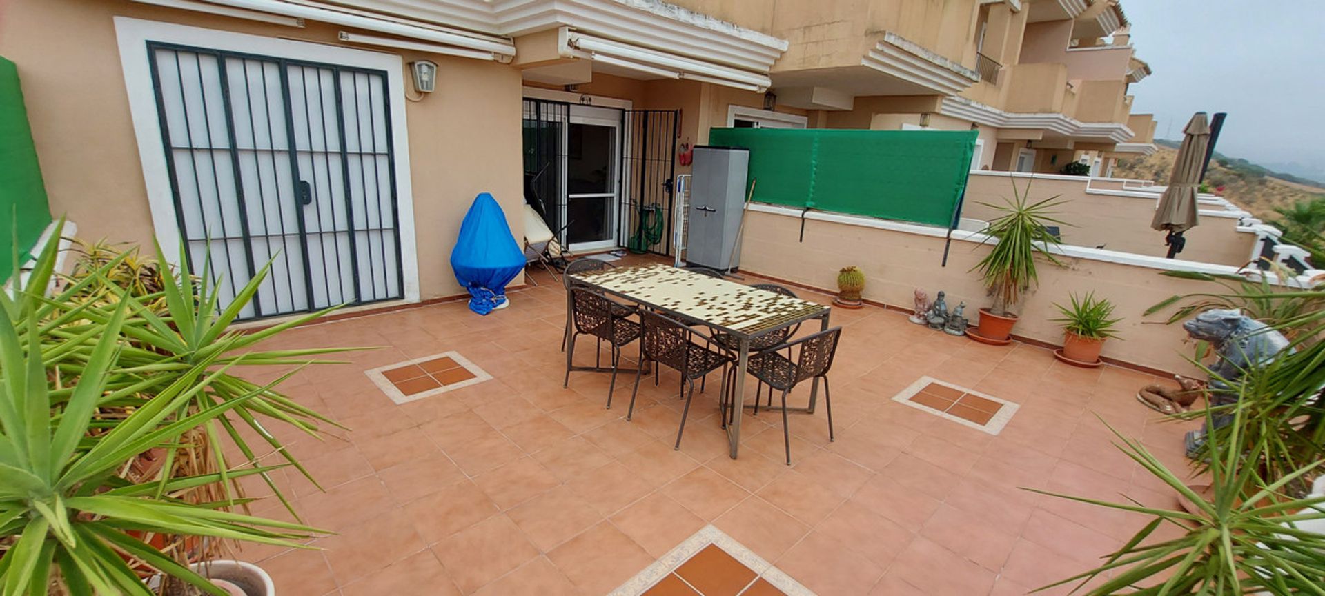 House in Puerto de la Duquesa, Andalusia 10153377