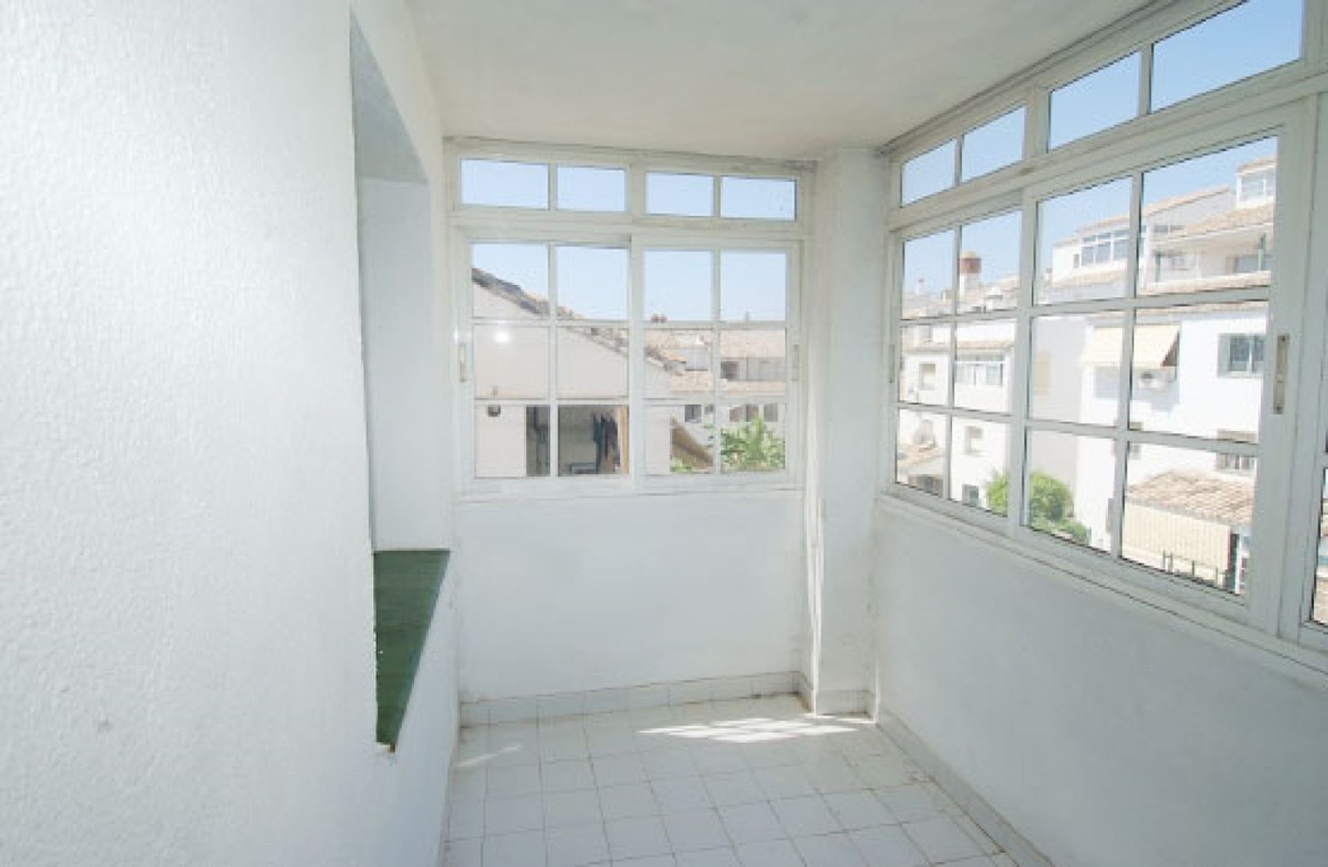 Condominium in Benalmadena, Andalusia 10153430