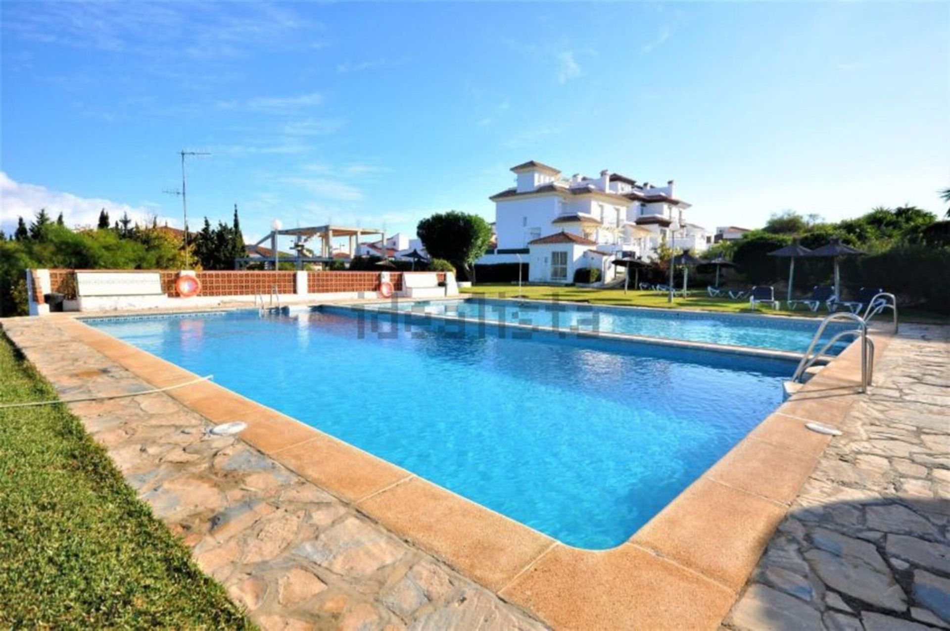 Huis in Puerto de la Duquesa, Andalusia 10153606