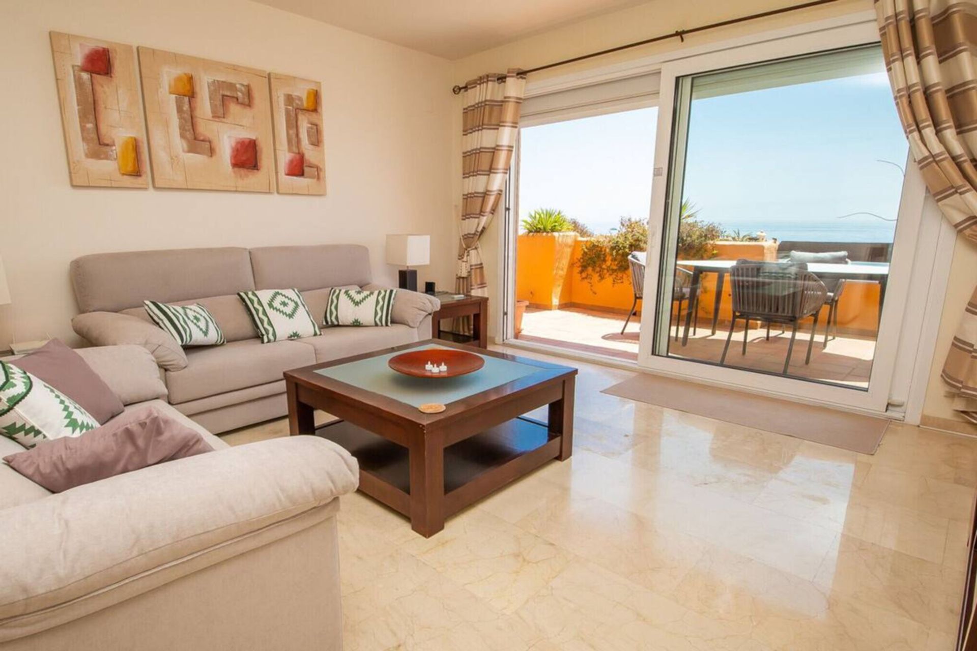 Condominium in Castillo de Sabinillas, Andalusia 10153713