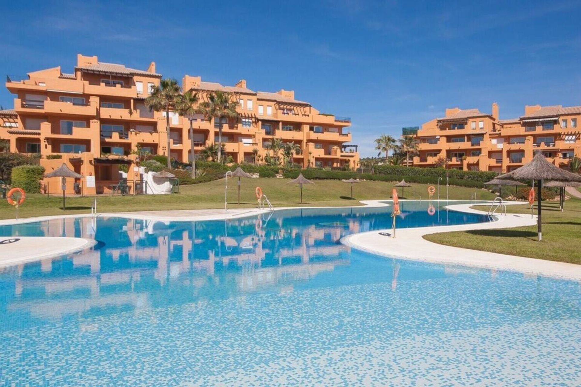 Condominium in Castillo de Sabinillas, Andalusia 10153713