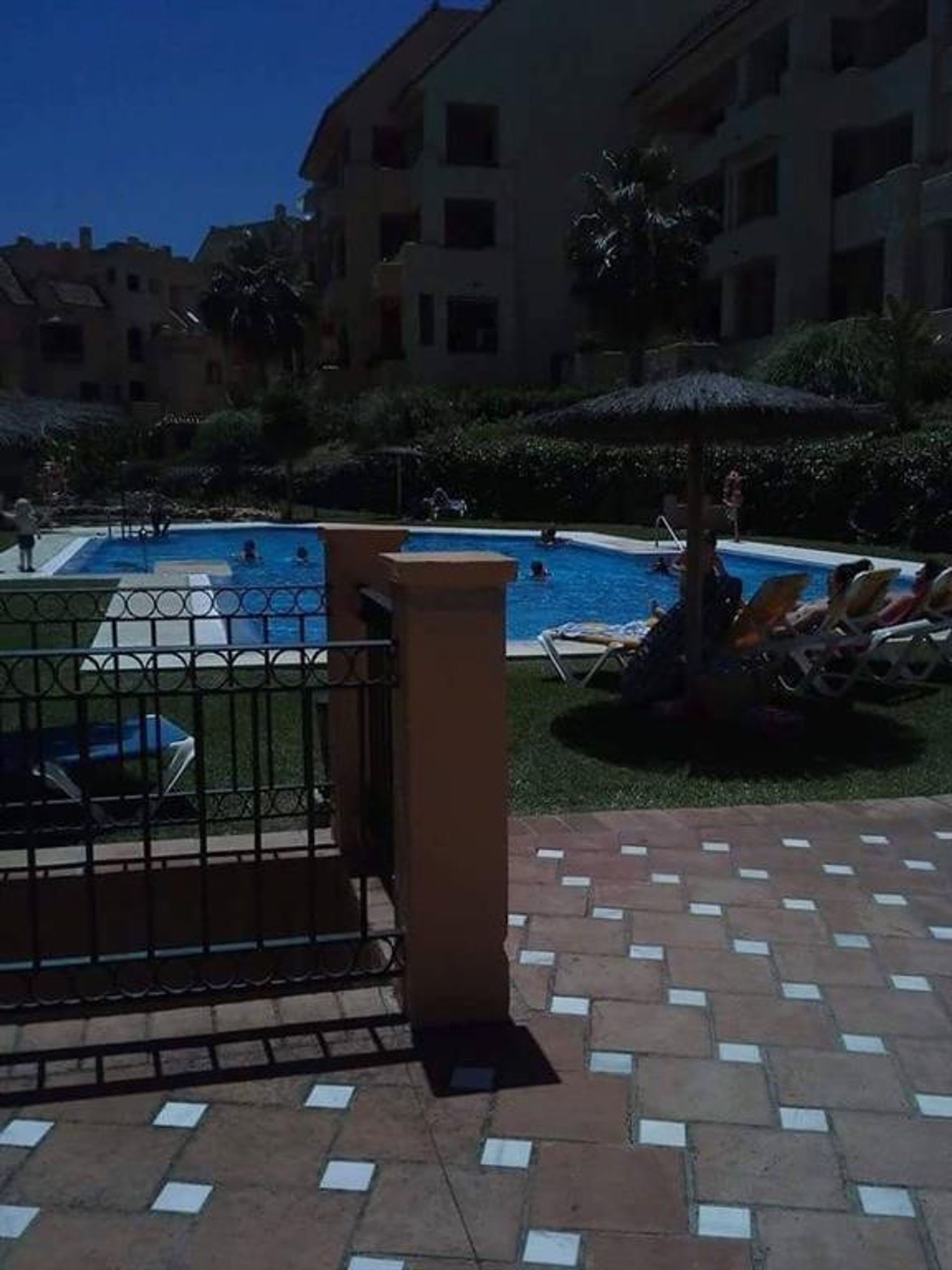 Condominium in Puerto de la Duquesa, Andalusia 10153966