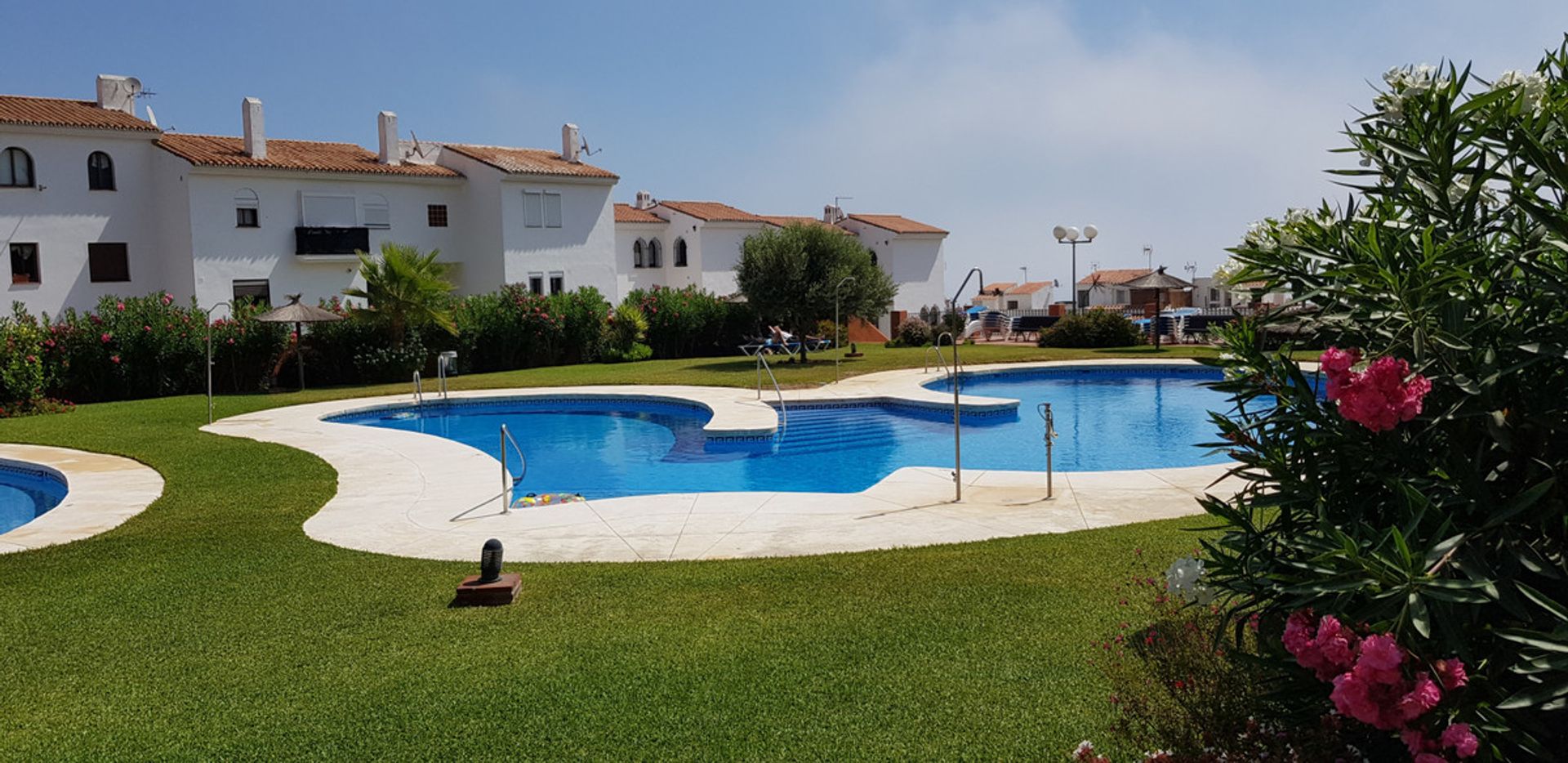 Huis in Puerto de la Duquesa, Andalusia 10154023