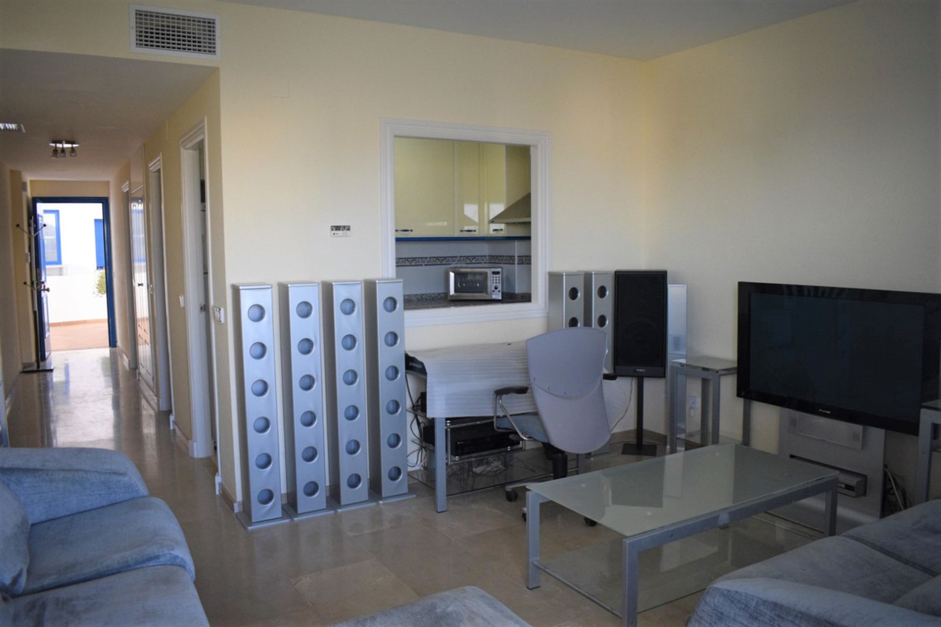 Condominium dans Puerto de la Duquesa, Andalusia 10154168