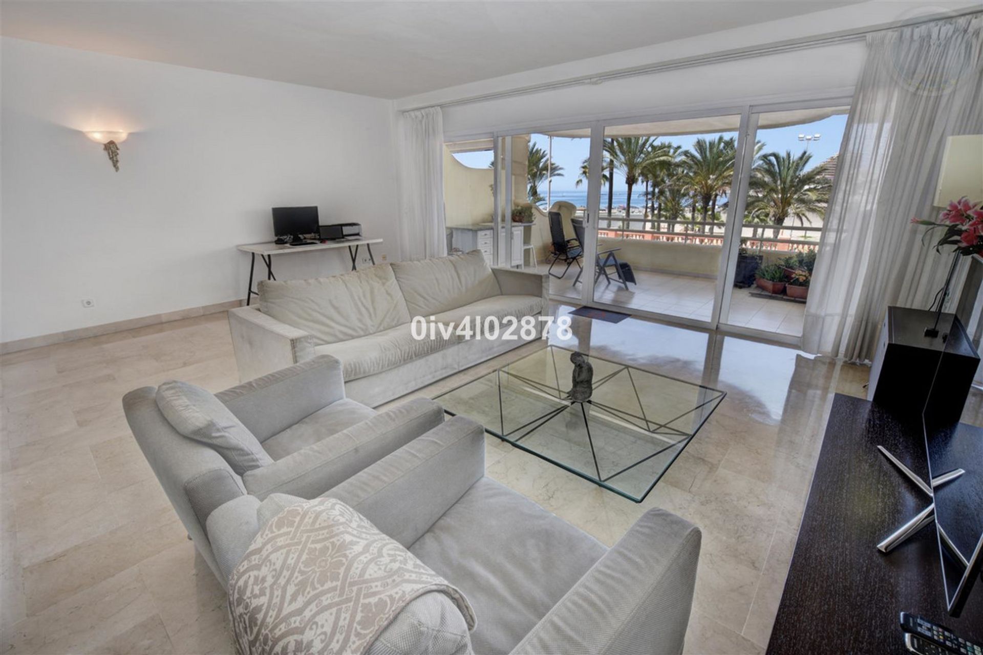 Condominium in Benalmádena, Andalusia 10154261