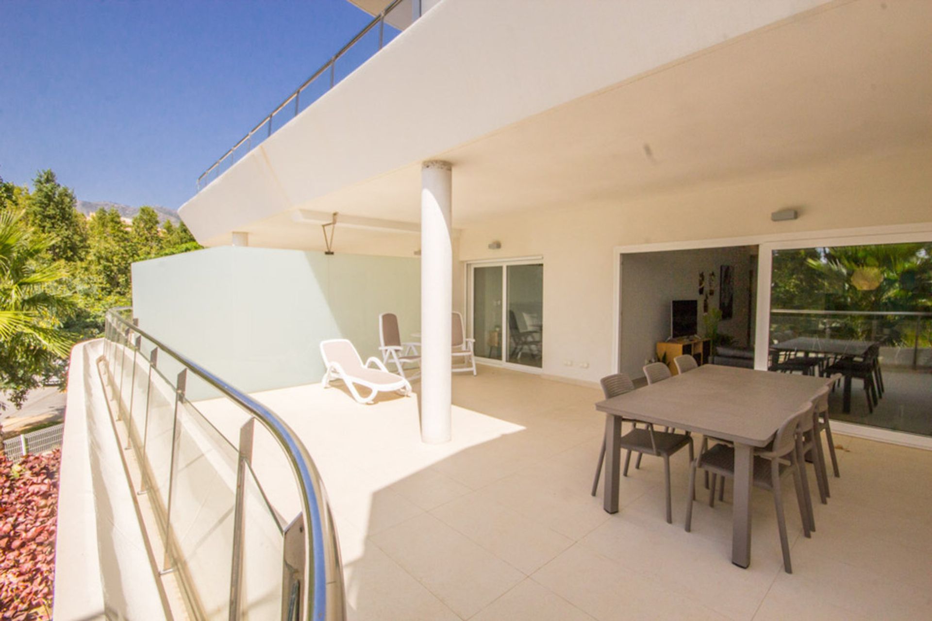 Condominium in Benalmádena, Andalusia 10154273