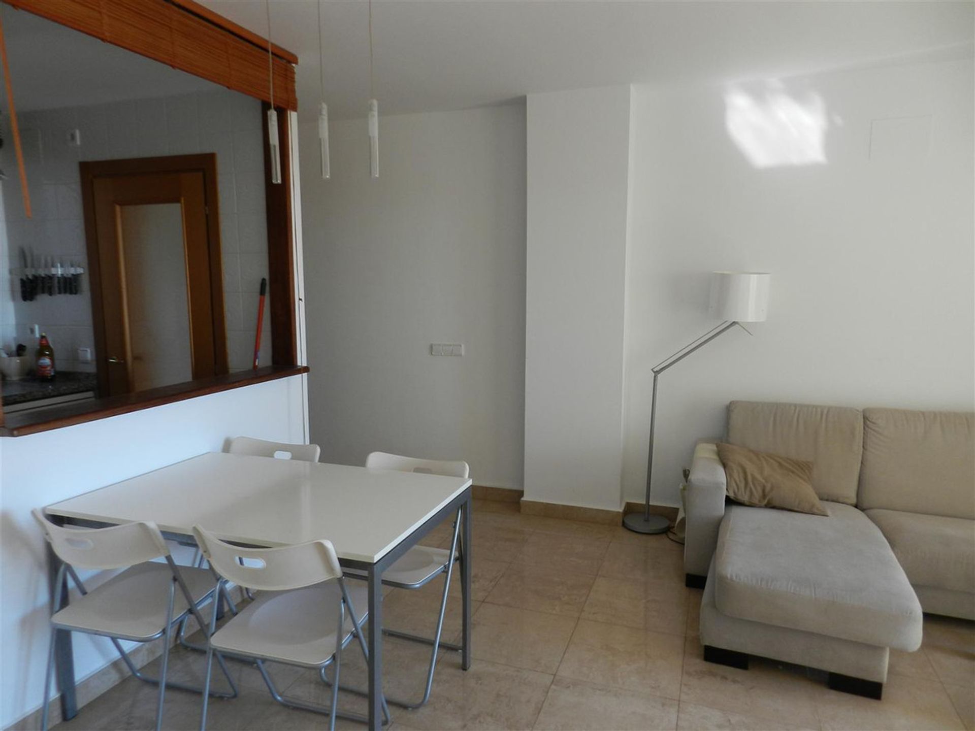 Condominium dans Puerto de la Duquesa, Andalusia 10154468