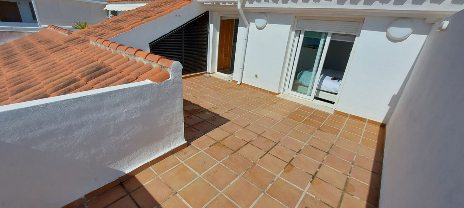 casa en Puerto de la Duquesa, Andalusia 10154594