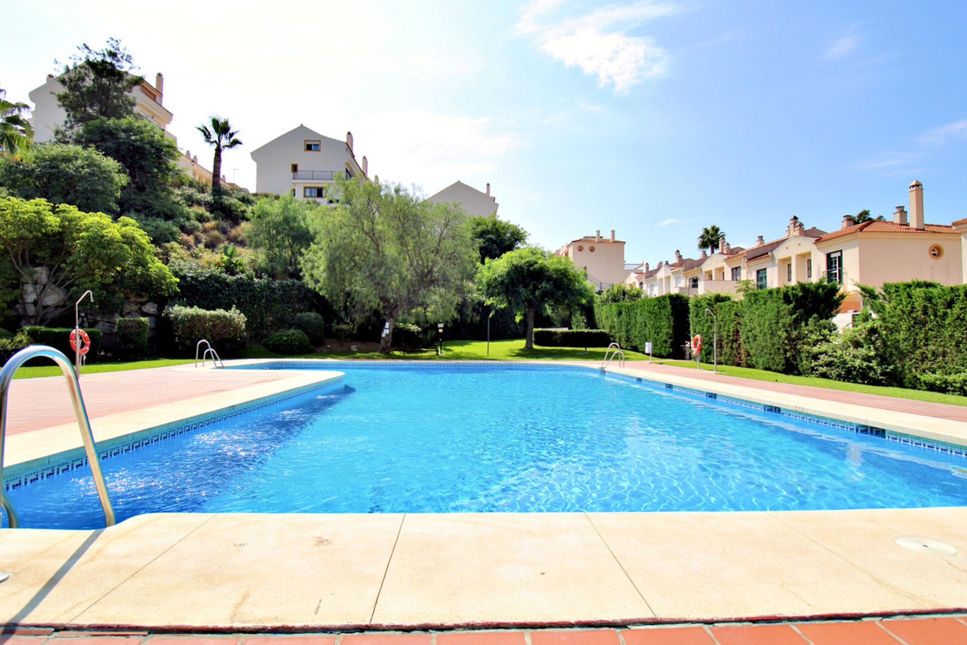 House in Benalmádena, Andalusia 10154673