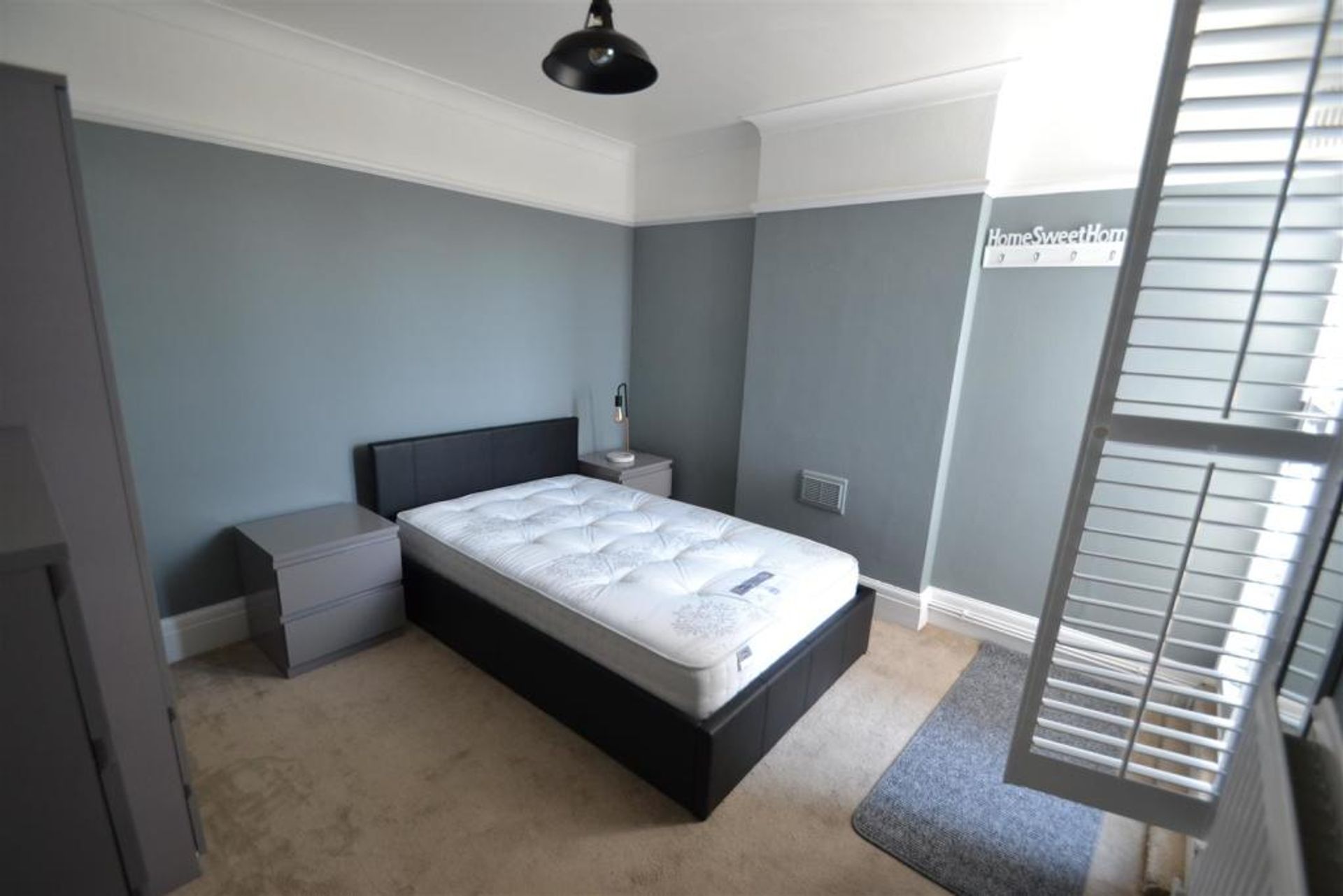 Condominium in Elmers End, Bromley 10155351