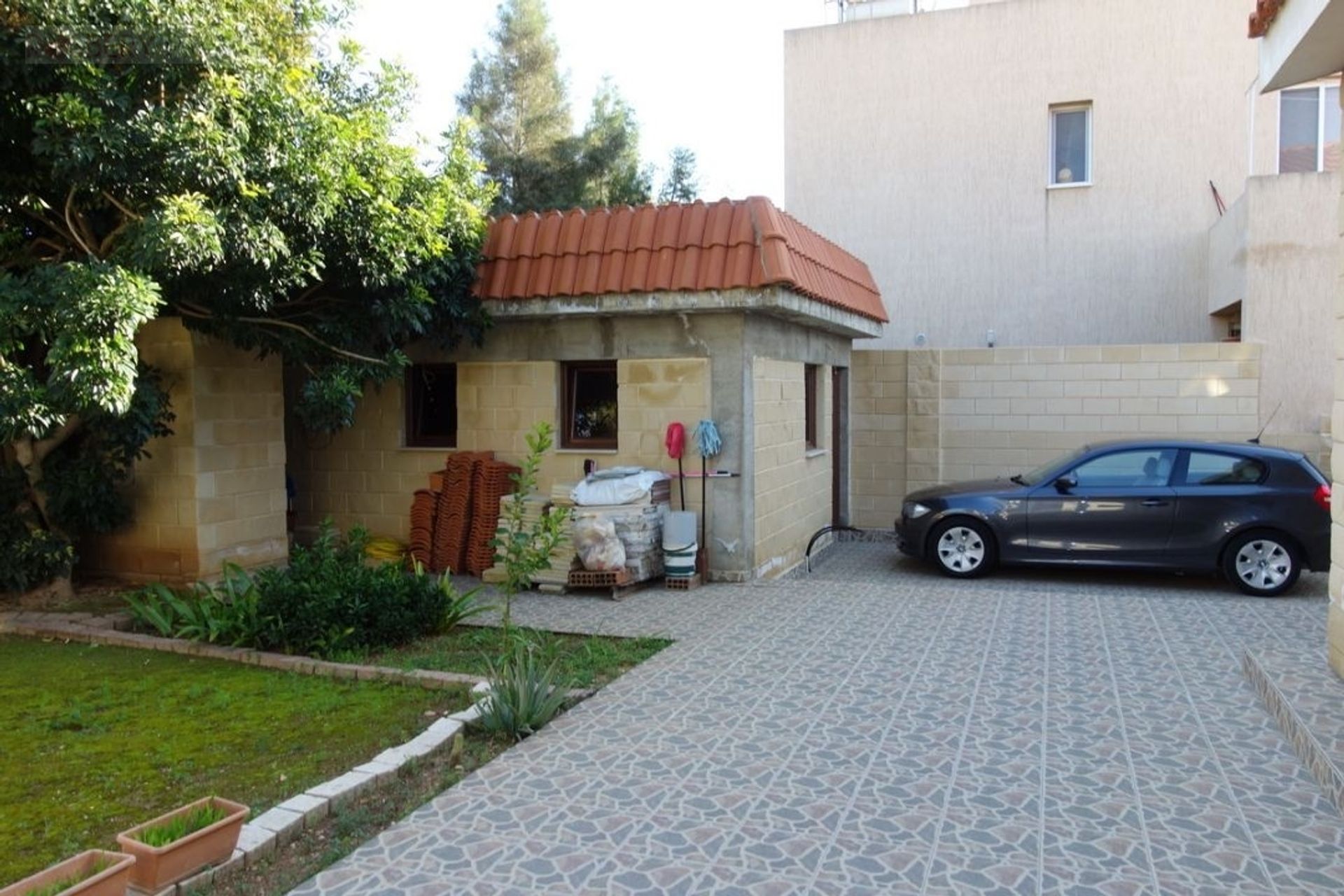 Lain di Limassol, Limassol 10155367