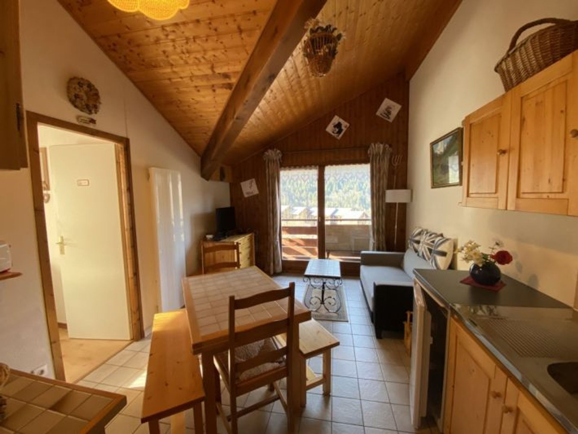 Кондоминиум в Saint-Jean-d'Aulps, Auvergne-Rhône-Alpes 10156945