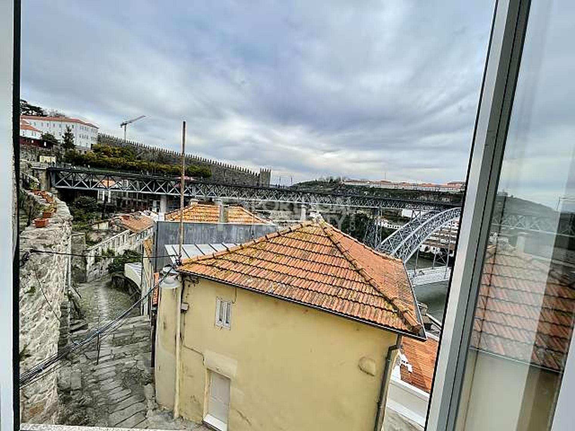 Casa nel Porto, Porto District 10157131