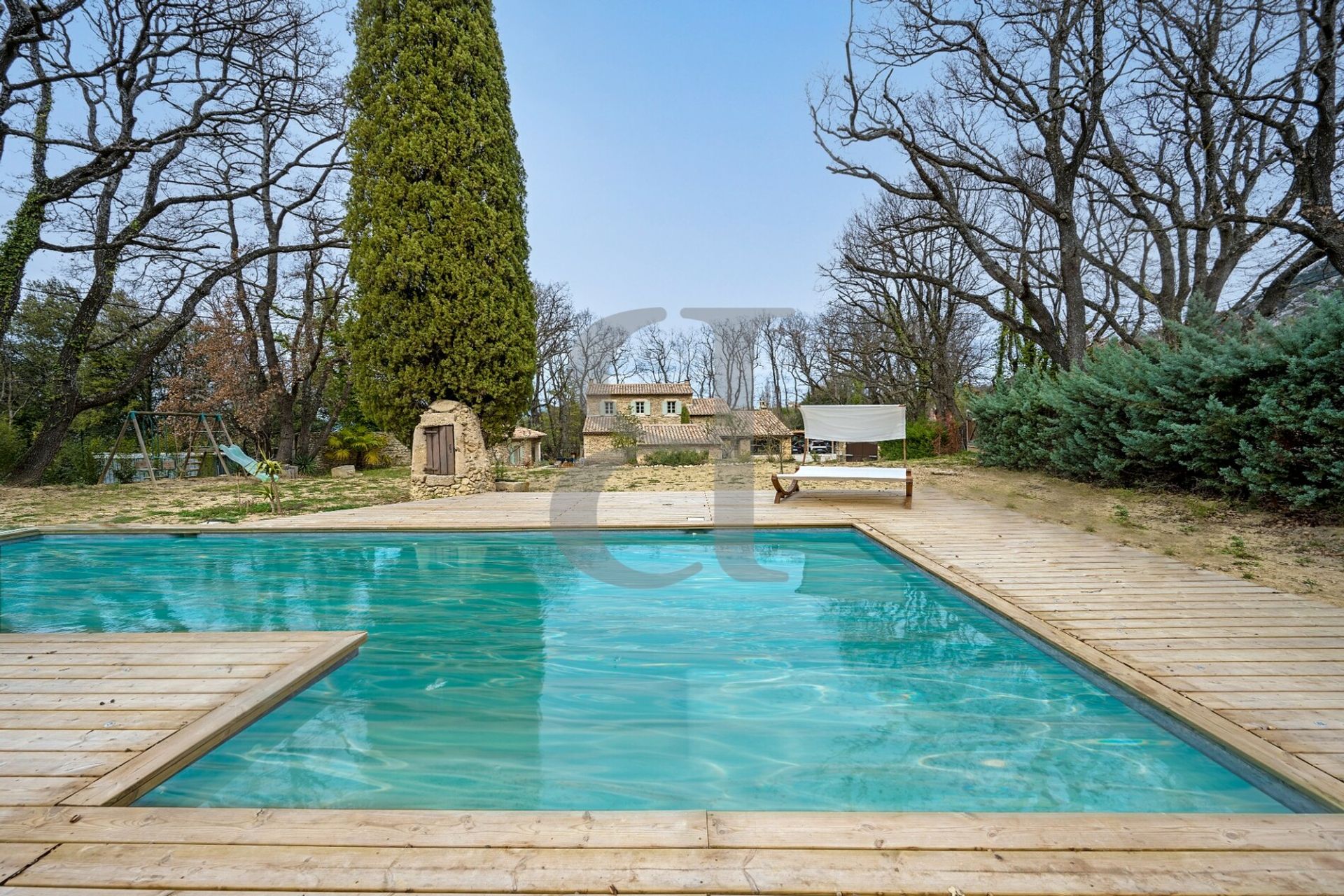 House in L'Isle-sur-la-Sorgue, Provence-Alpes-Côte d'Azur 10157673