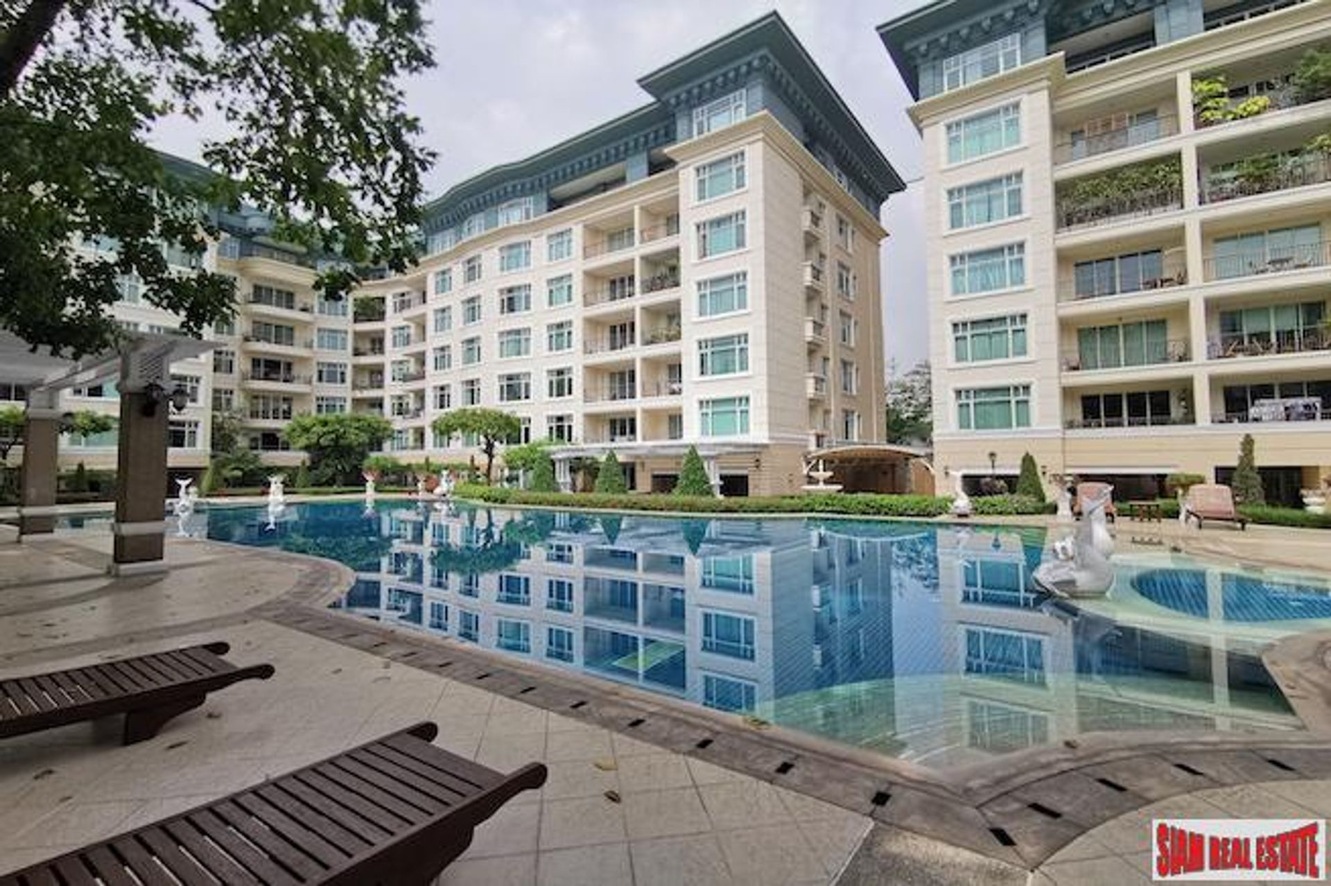 Condominium dans Bang Rak, Krung Thep Maha Nakhon 10158517