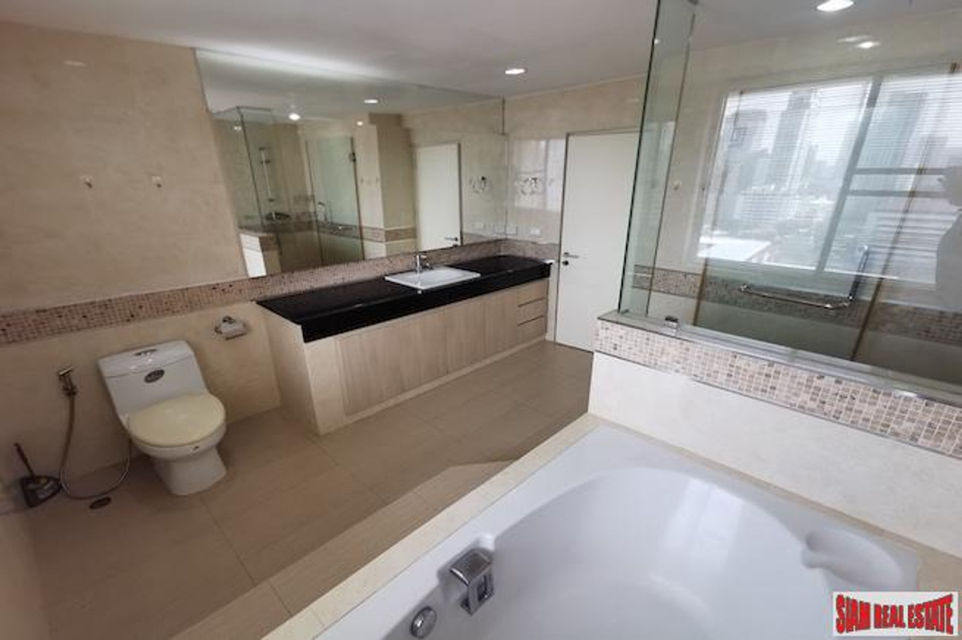 Condominio nel , Krung Thep Maha Nakhon 10158521