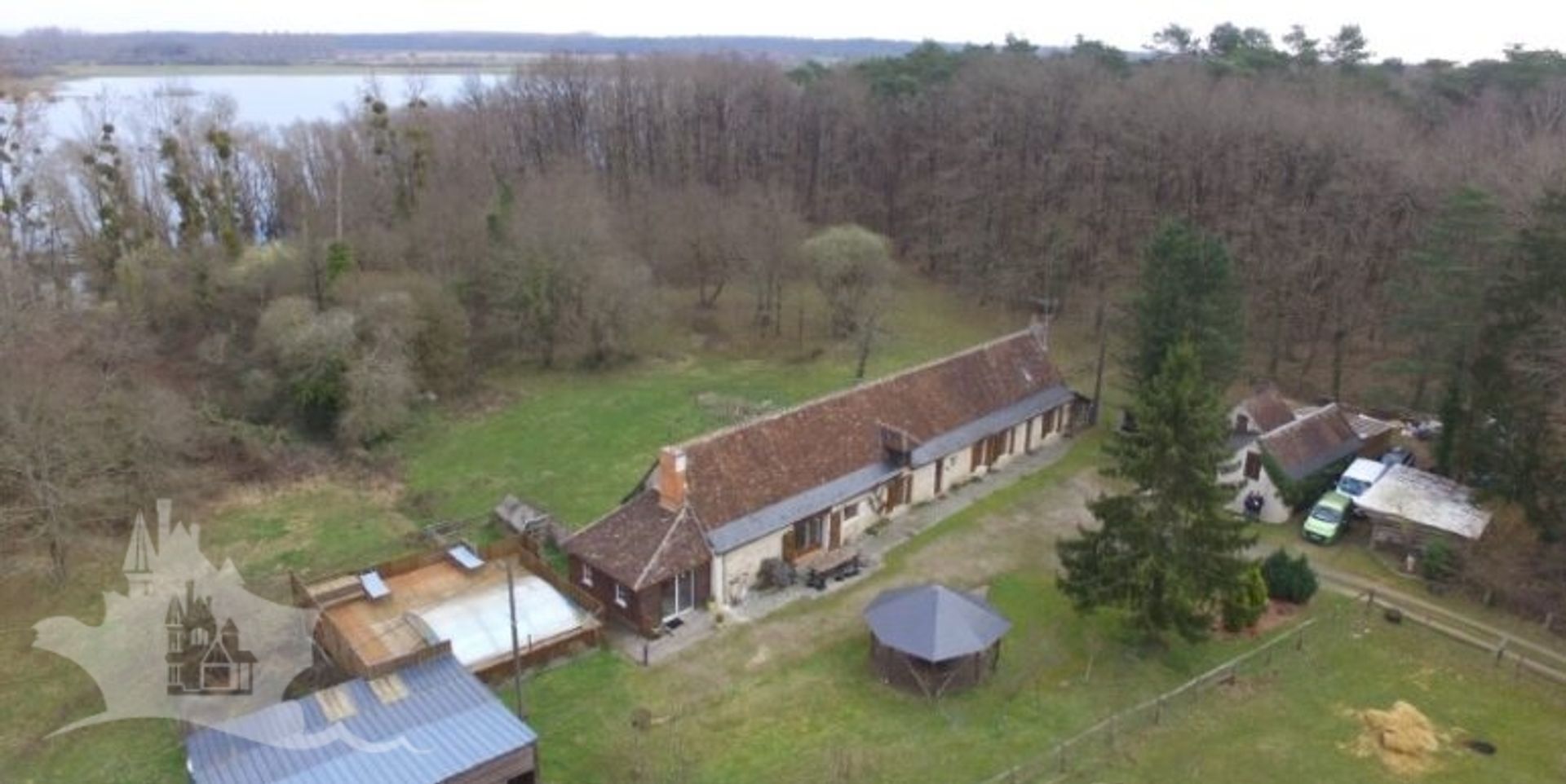 Hus i Château-la-Vallière, Centre-Val de Loire 10158644