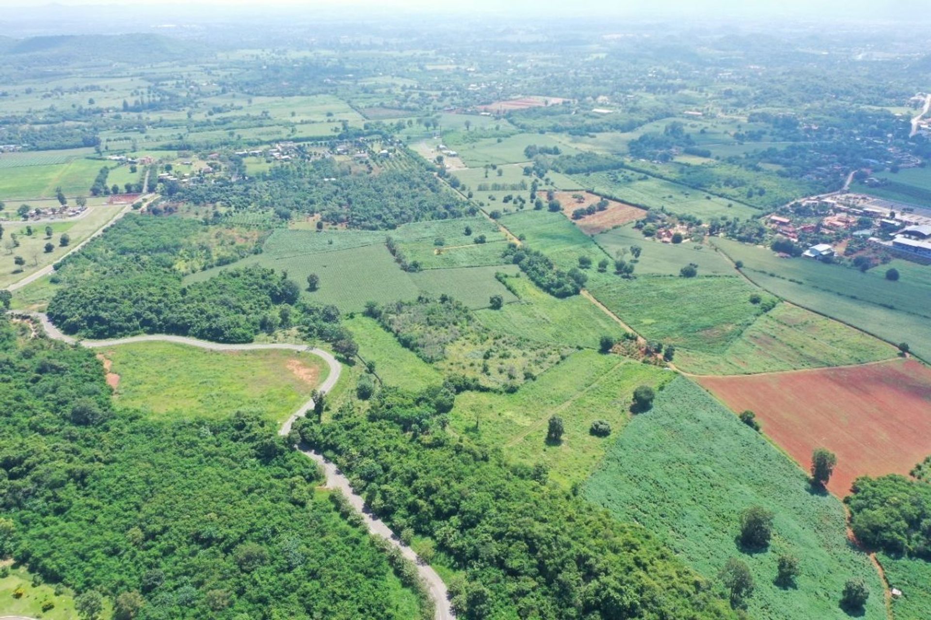 Wylądować w Bueng Sama Phana, Phetchabun 10159000